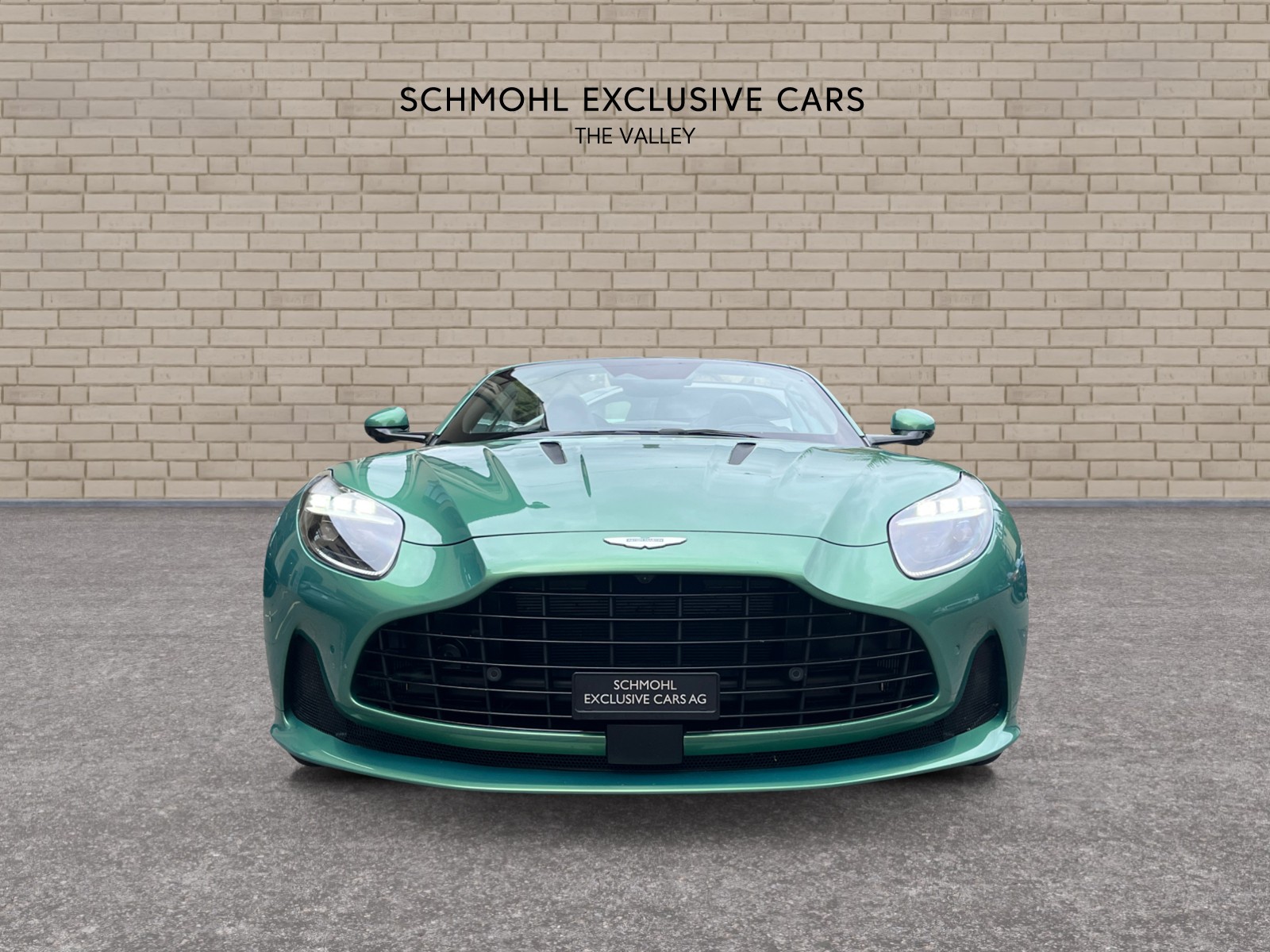 ASTON MARTIN Volante-image-6