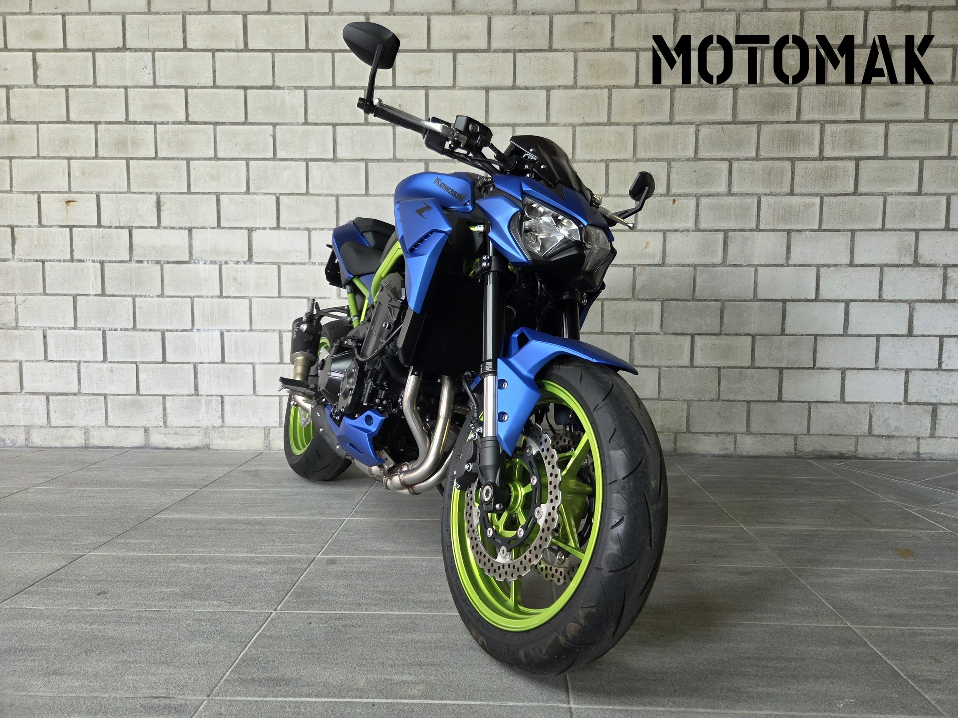 KAWASAKI Z 900-image-0