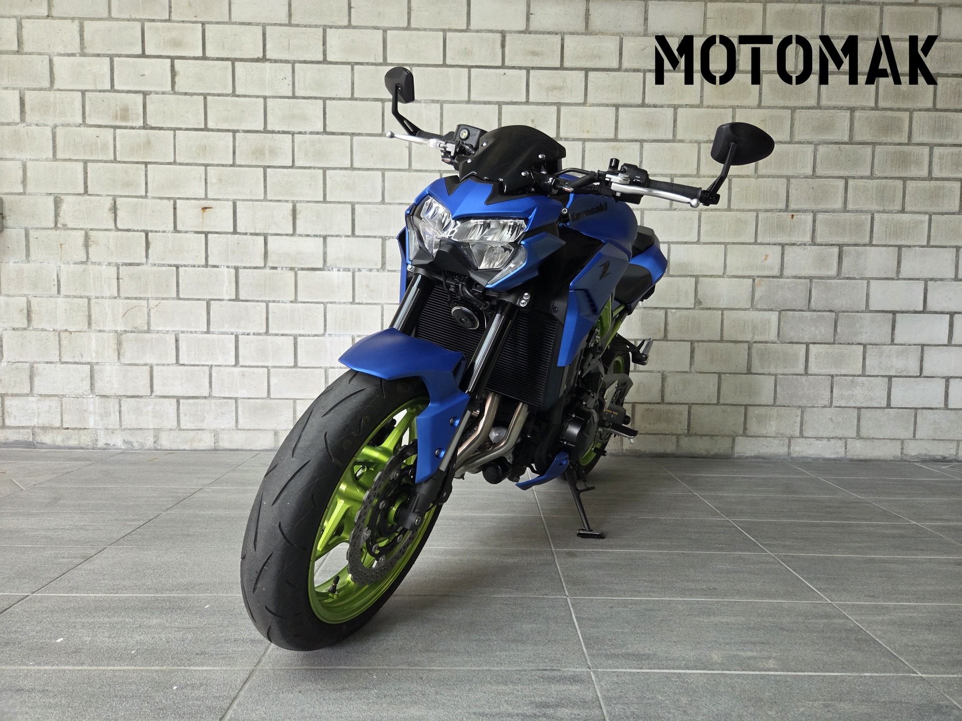 KAWASAKI Z 900-image-5