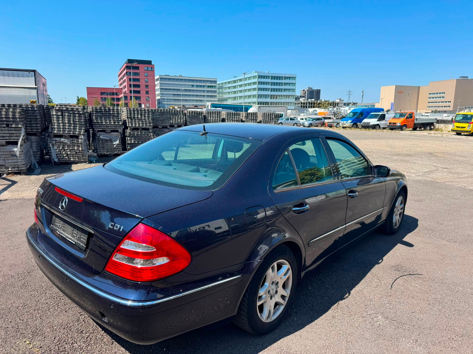 MERCEDES-BENZ E 320 CDI Elégance Automatic-image-8