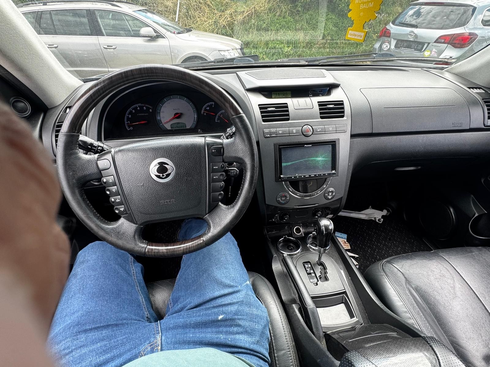 KGM-SsangYong Rexton RX 270 XVT Limited Edition Automatic-image-12