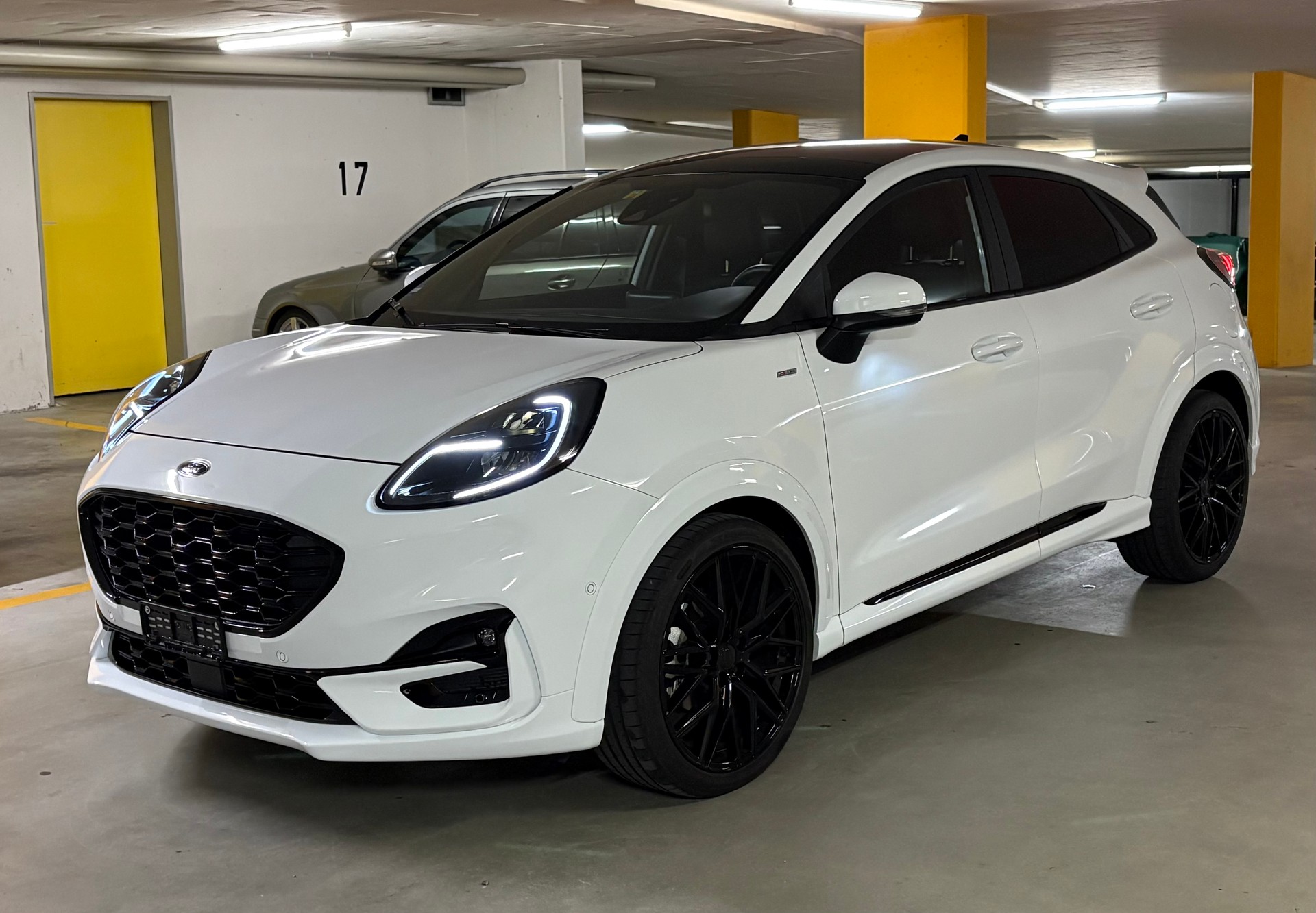 FORD 1.0 EcoB Hybrid 155 ST-Line X