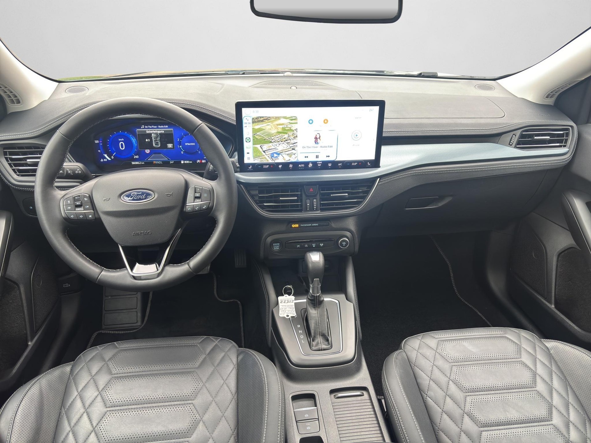 FORD Focus 1.0i EcoB Hybrid 155 Active X-showroom-element-3