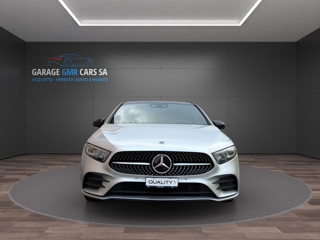 MERCEDES-BENZ A 180 d AMG Line-image-3