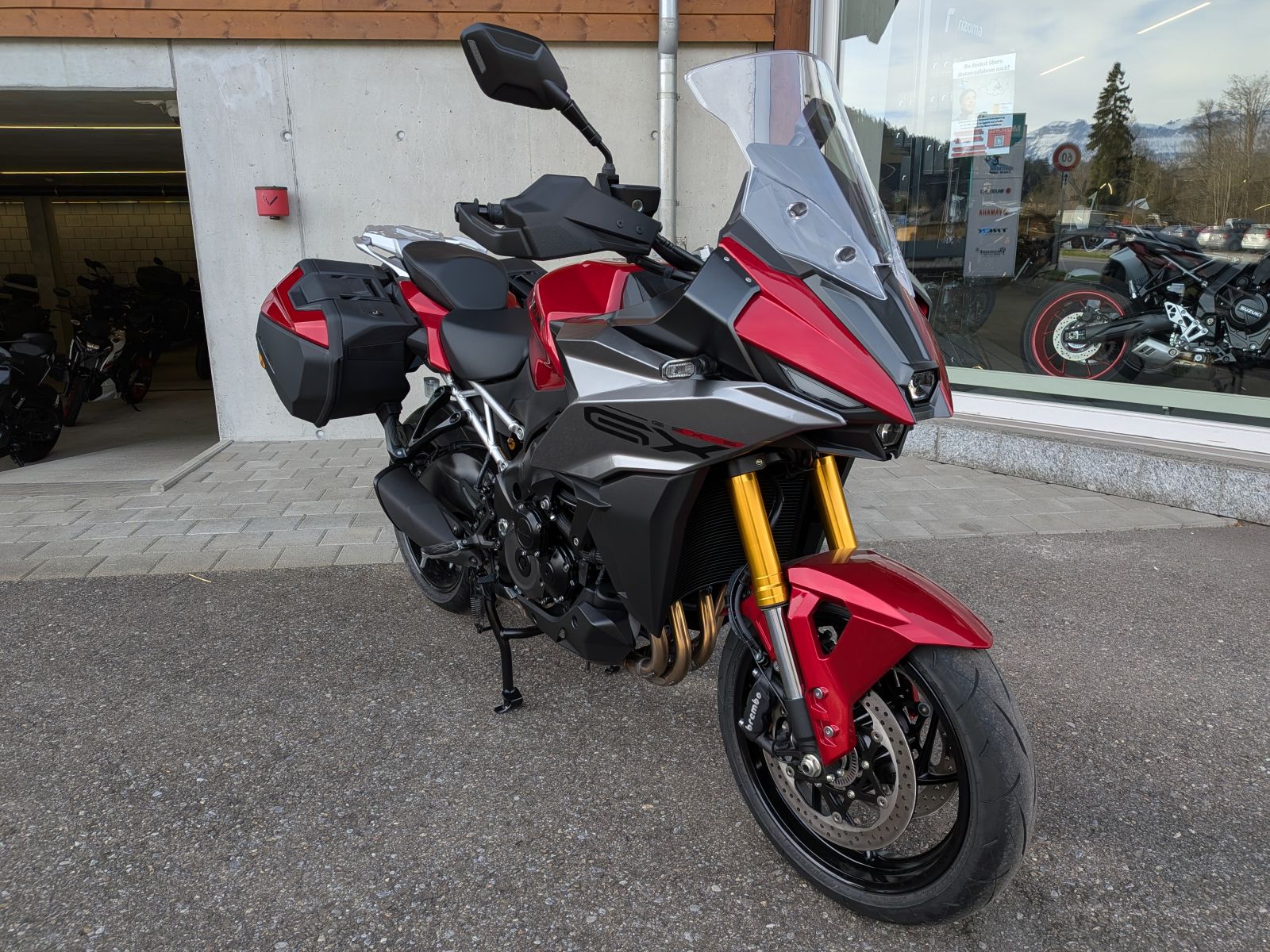 SUZUKI GSX-S 1000 GX Travel-image-1