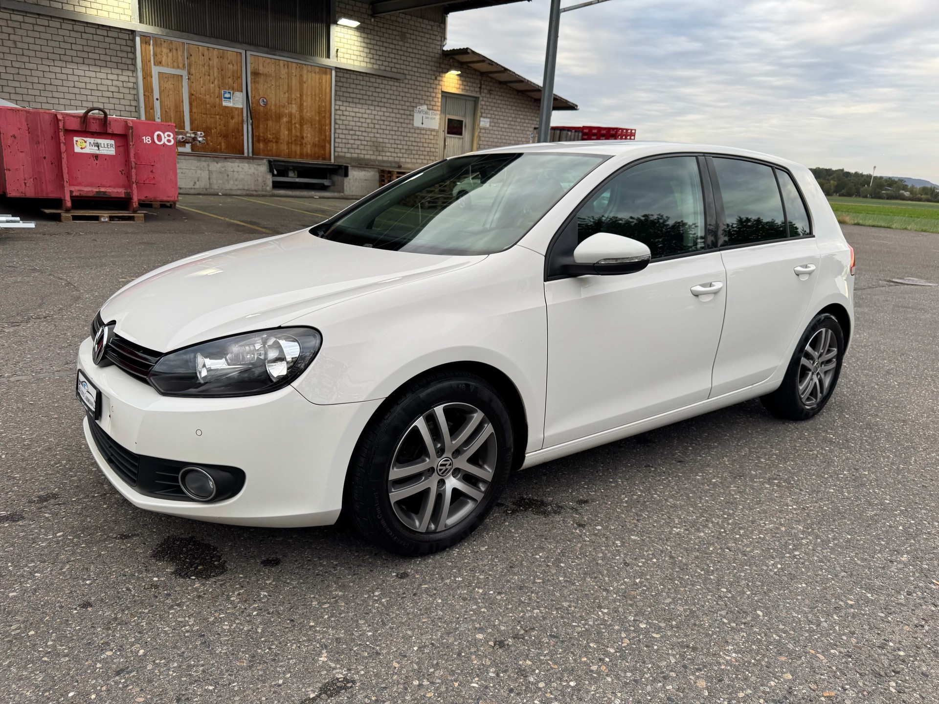 VW Golf 1.4 Trendline-showroom-element-2