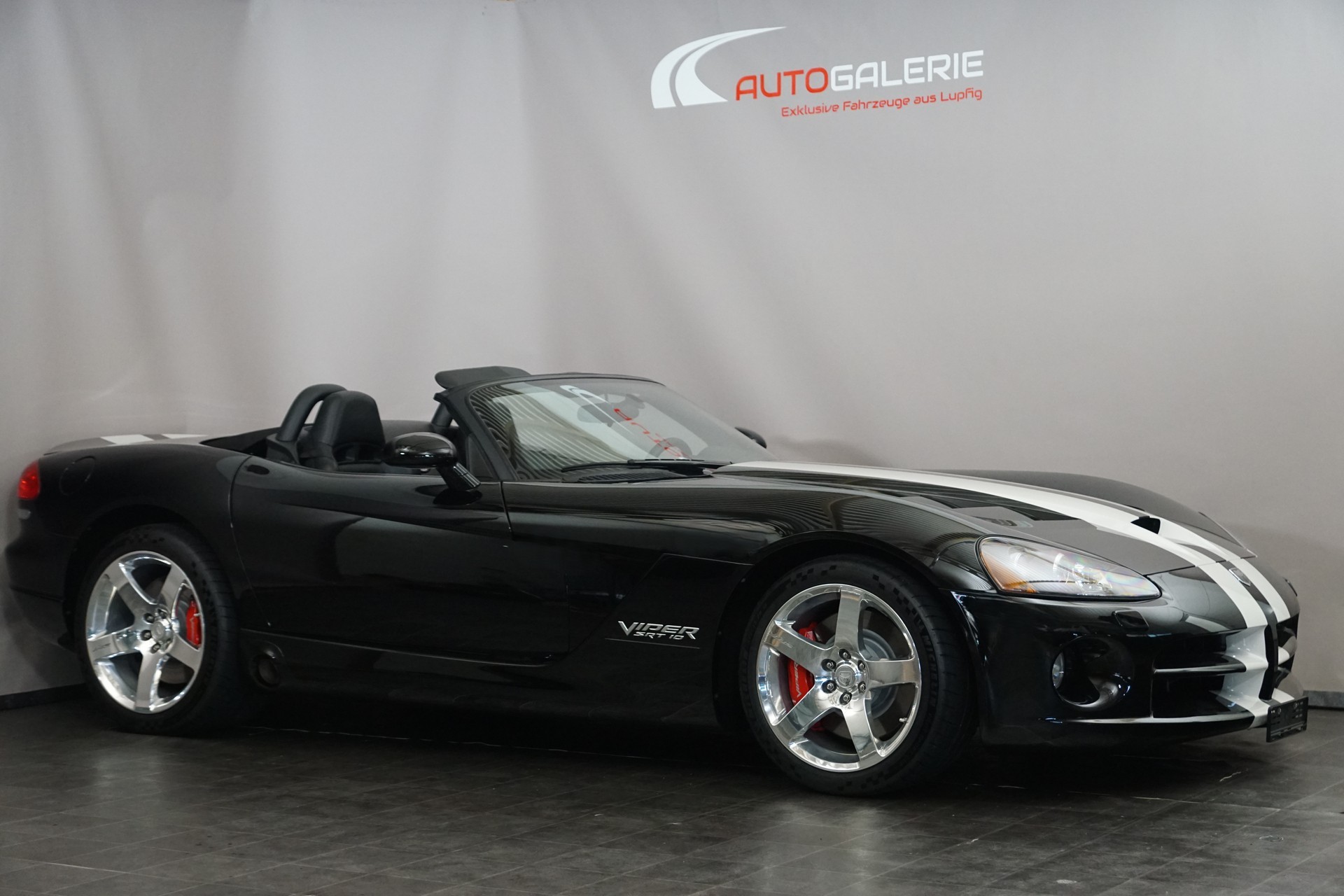 DODGE Viper SRT-10 8.4l-showroom-element-2