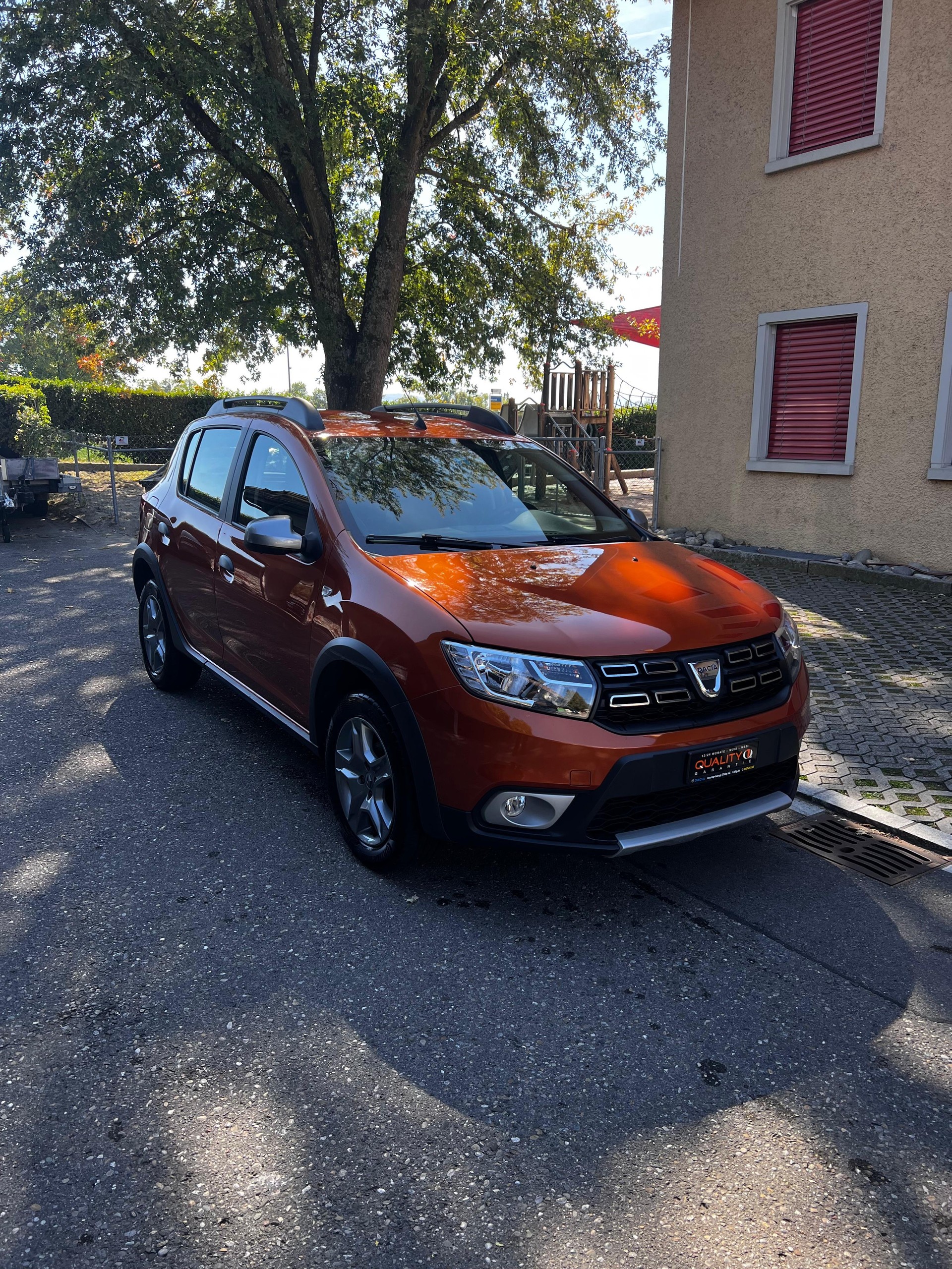 DACIA Sandero Tce 90 Ambiance Automatic-showroom-element-2