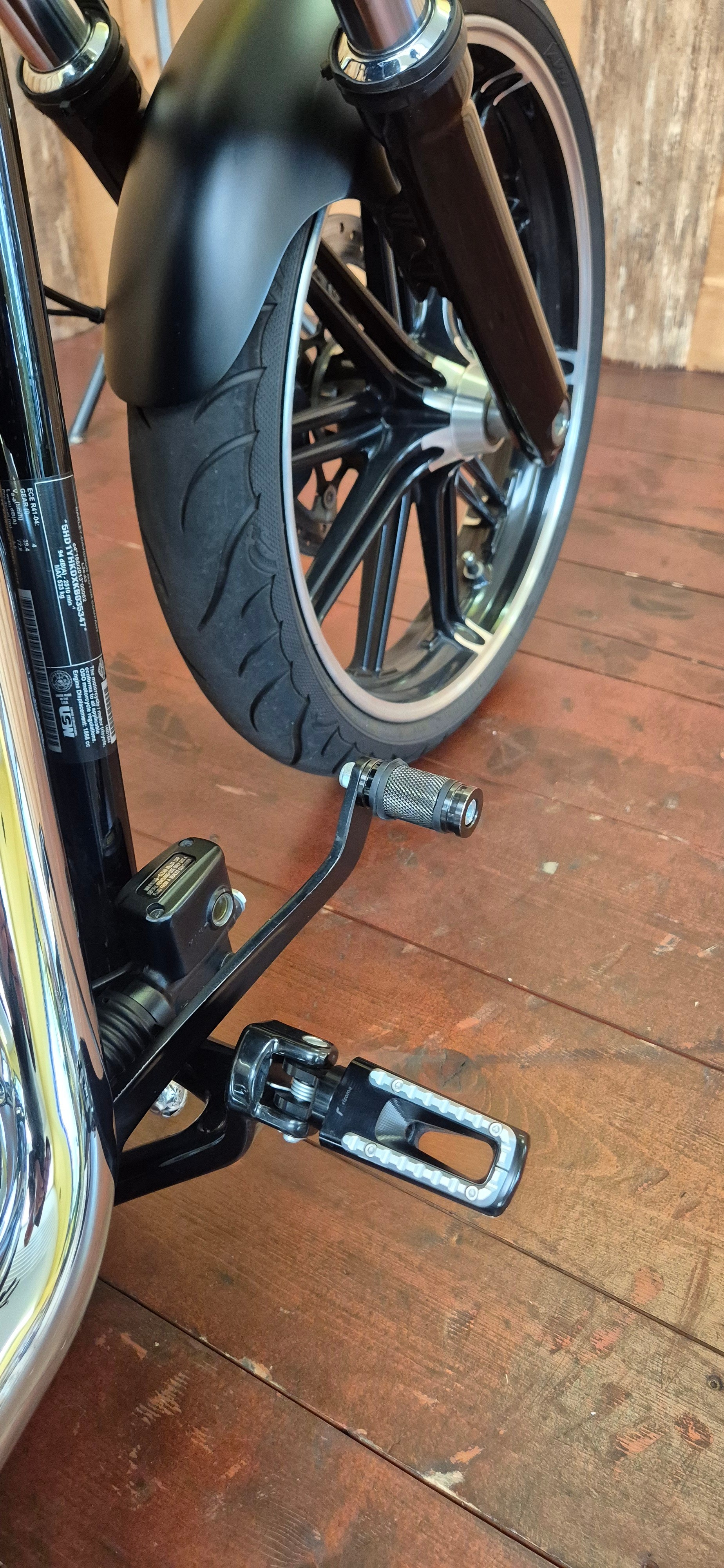 HARLEY-DAVIDSON FXBRS Breakout 114 ABS-image-7