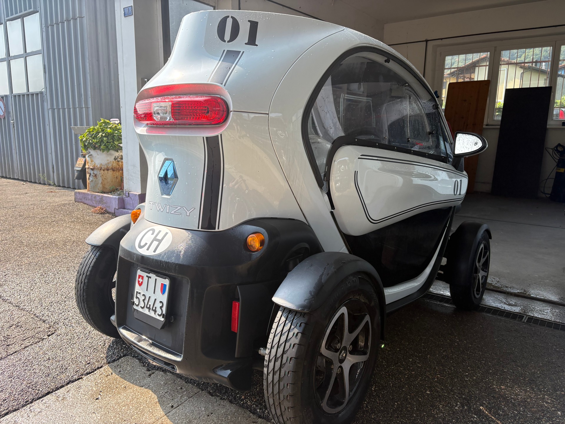 RENAULT Twizy Z.E. Urban-image-5