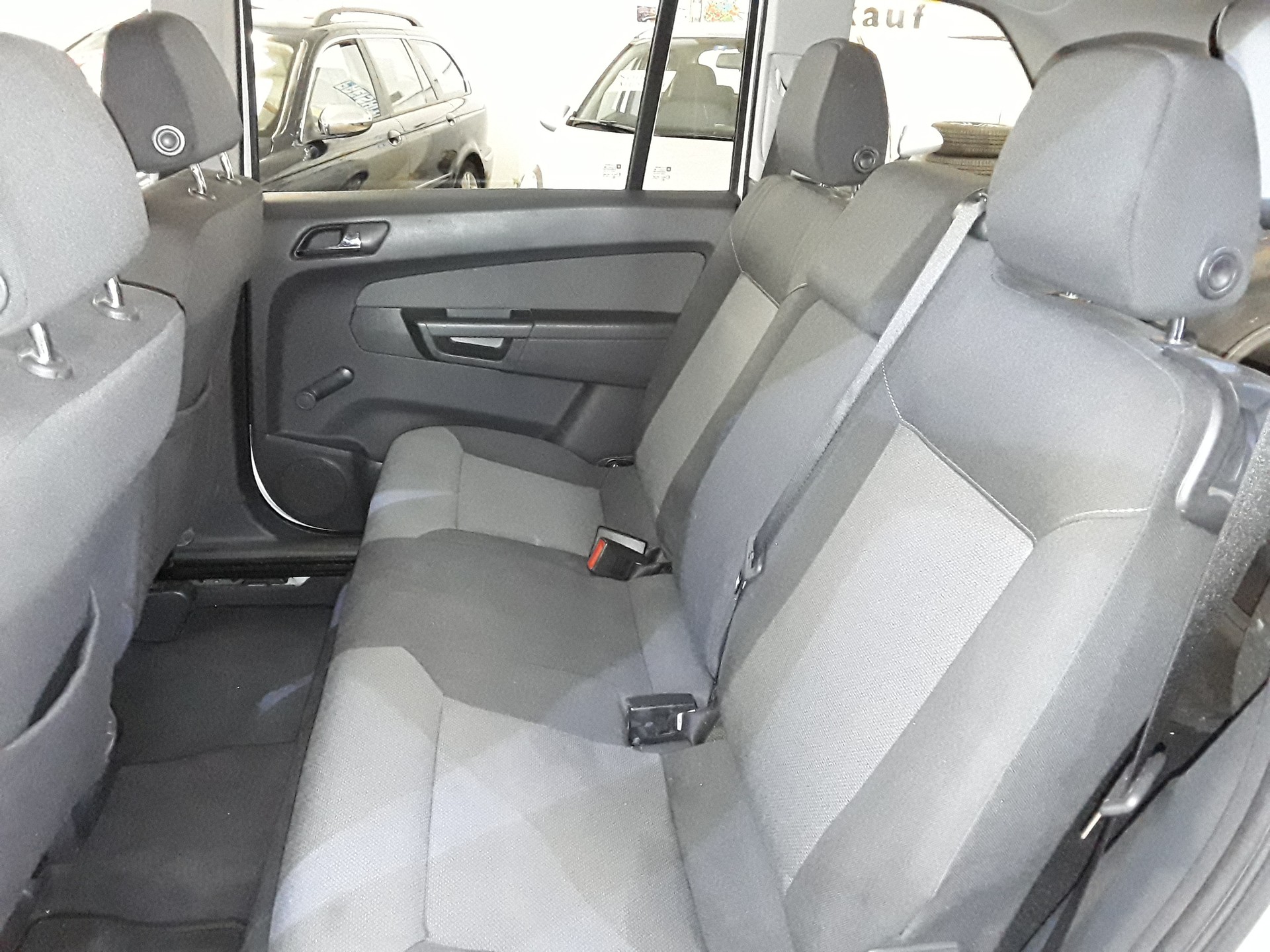 OPEL Zafira 1.8i 16V Enjoy-image-6