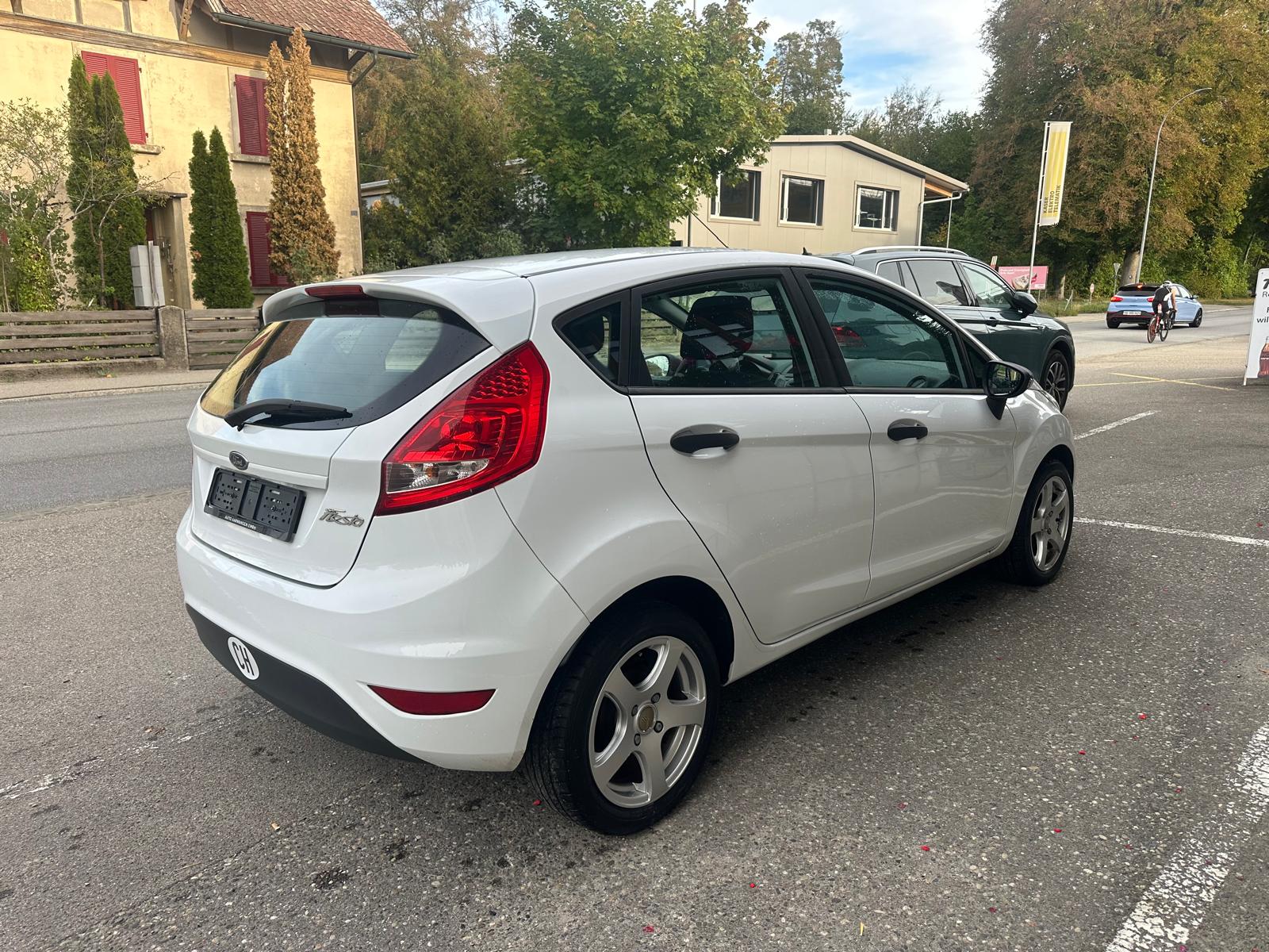 FORD Fiesta 1.25 16V Ambiente-showroom-element-3