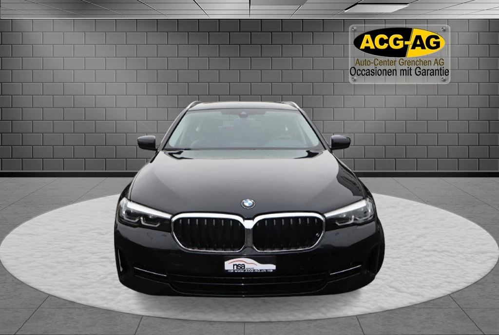 BMW 520d xDrive 48V Touring Steptronic ** Leder-Ausstattung ** LED Scheinwerfer **Mild- Hybrid Diesel **-showroom-element-1