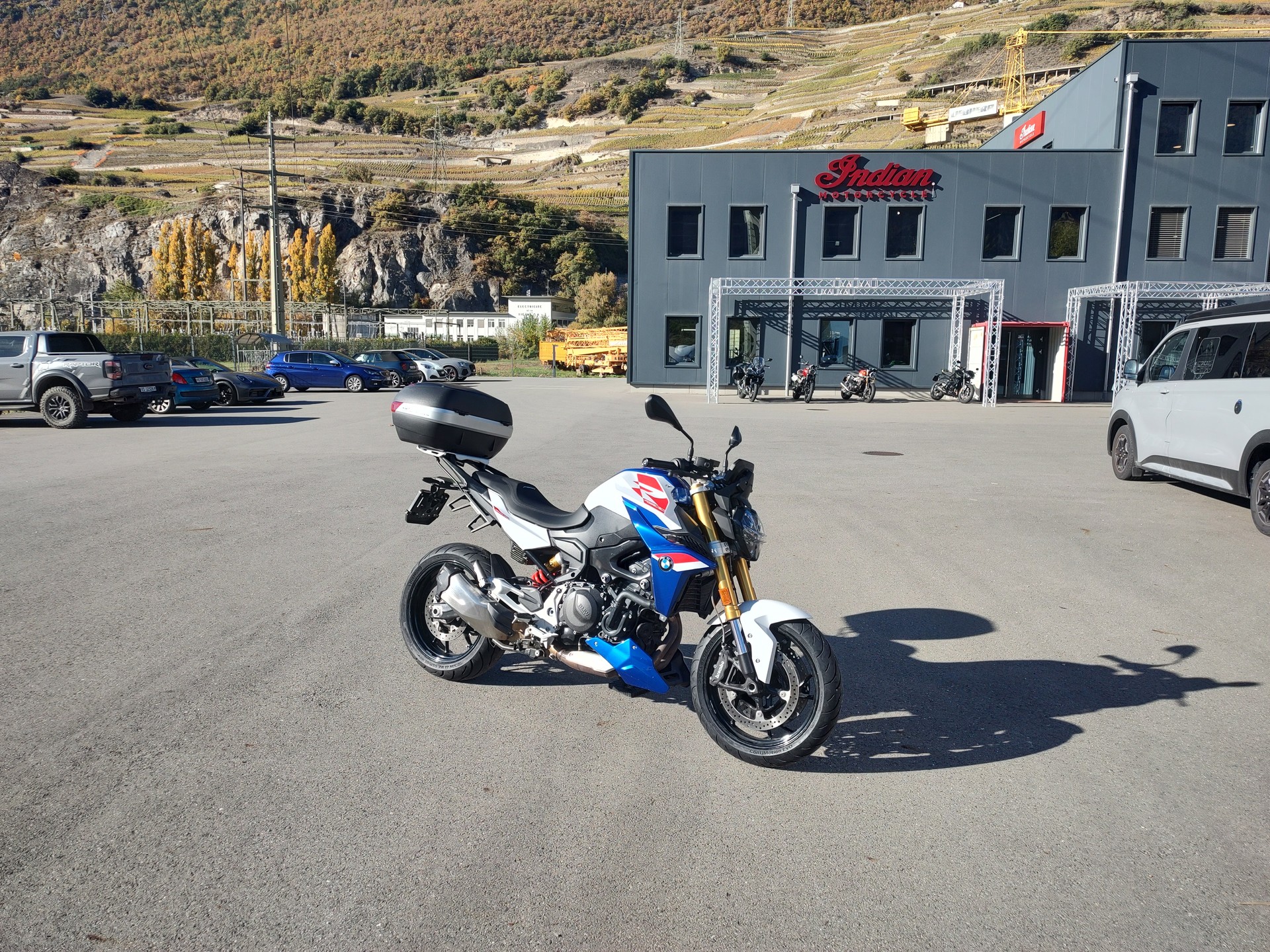 BMW F 900 R ABS-image-1