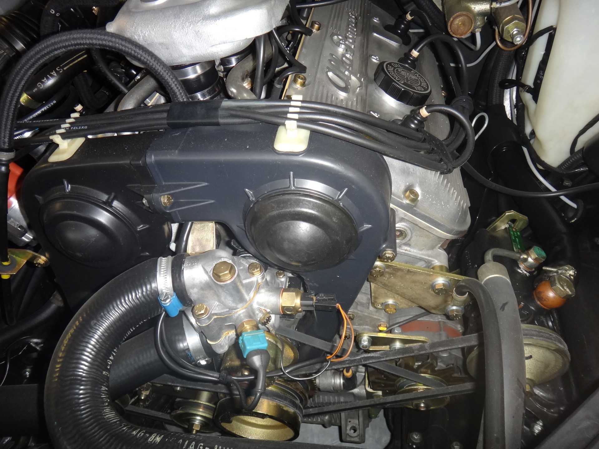 ALFA ROMEO 75 3.0 Q.Verde-image-14