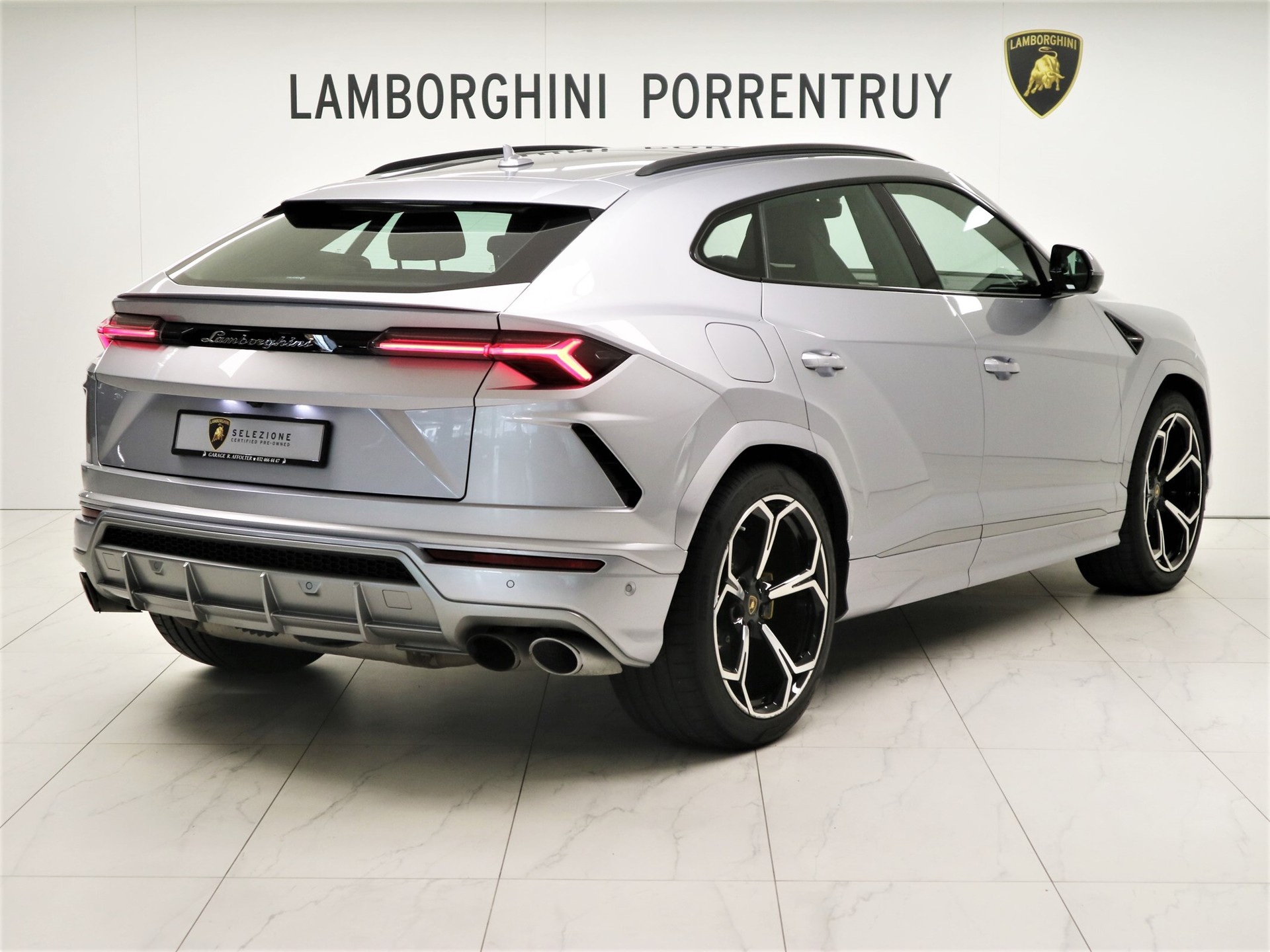 LAMBORGHINI Urus E-Gear-image-2
