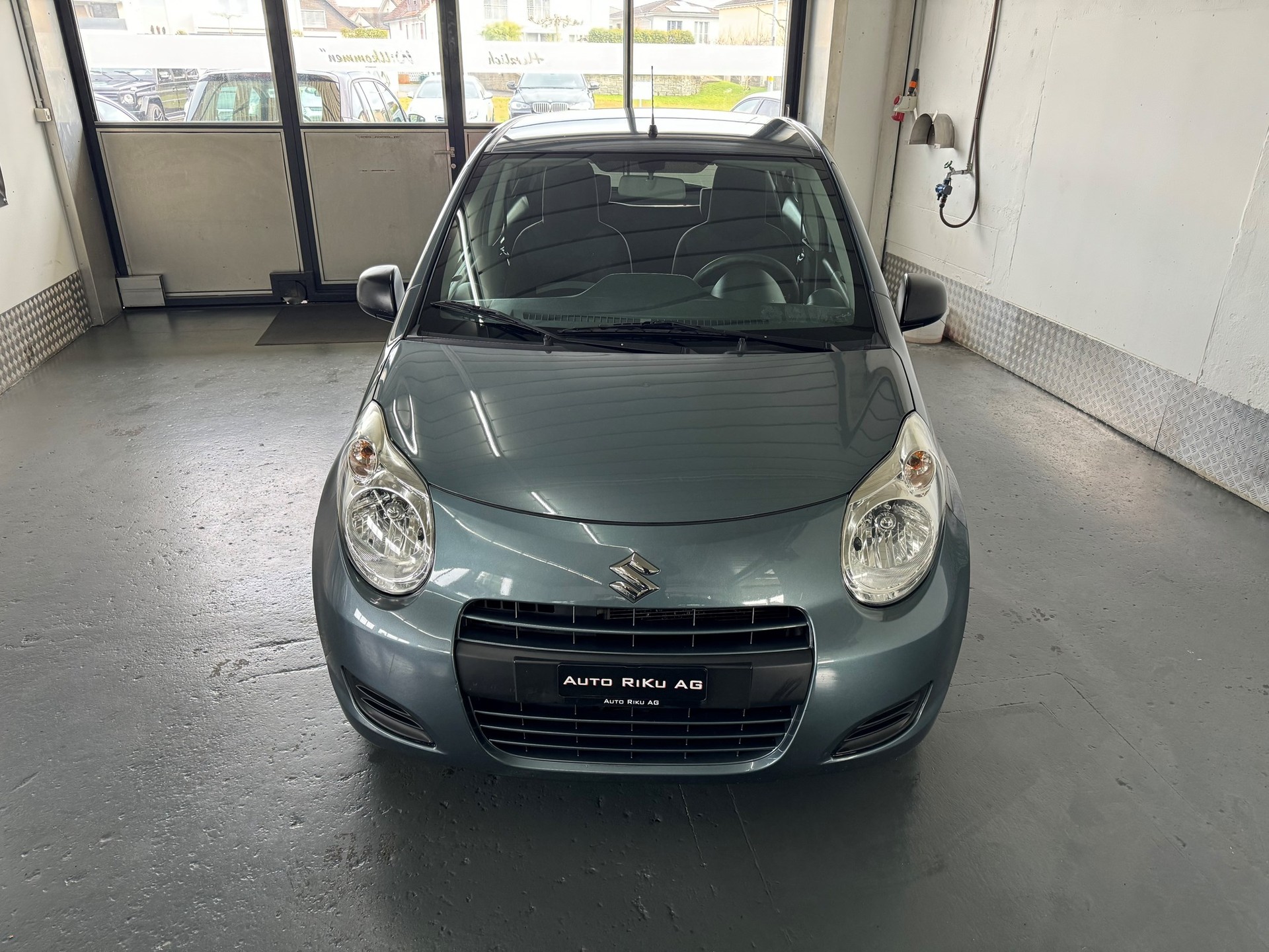 SUZUKI Alto 1.0 GL Barry-showroom-element-2