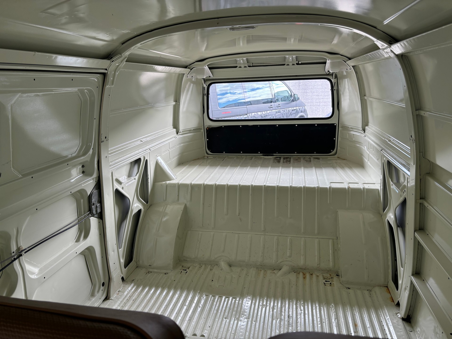 VW T2a-image-14