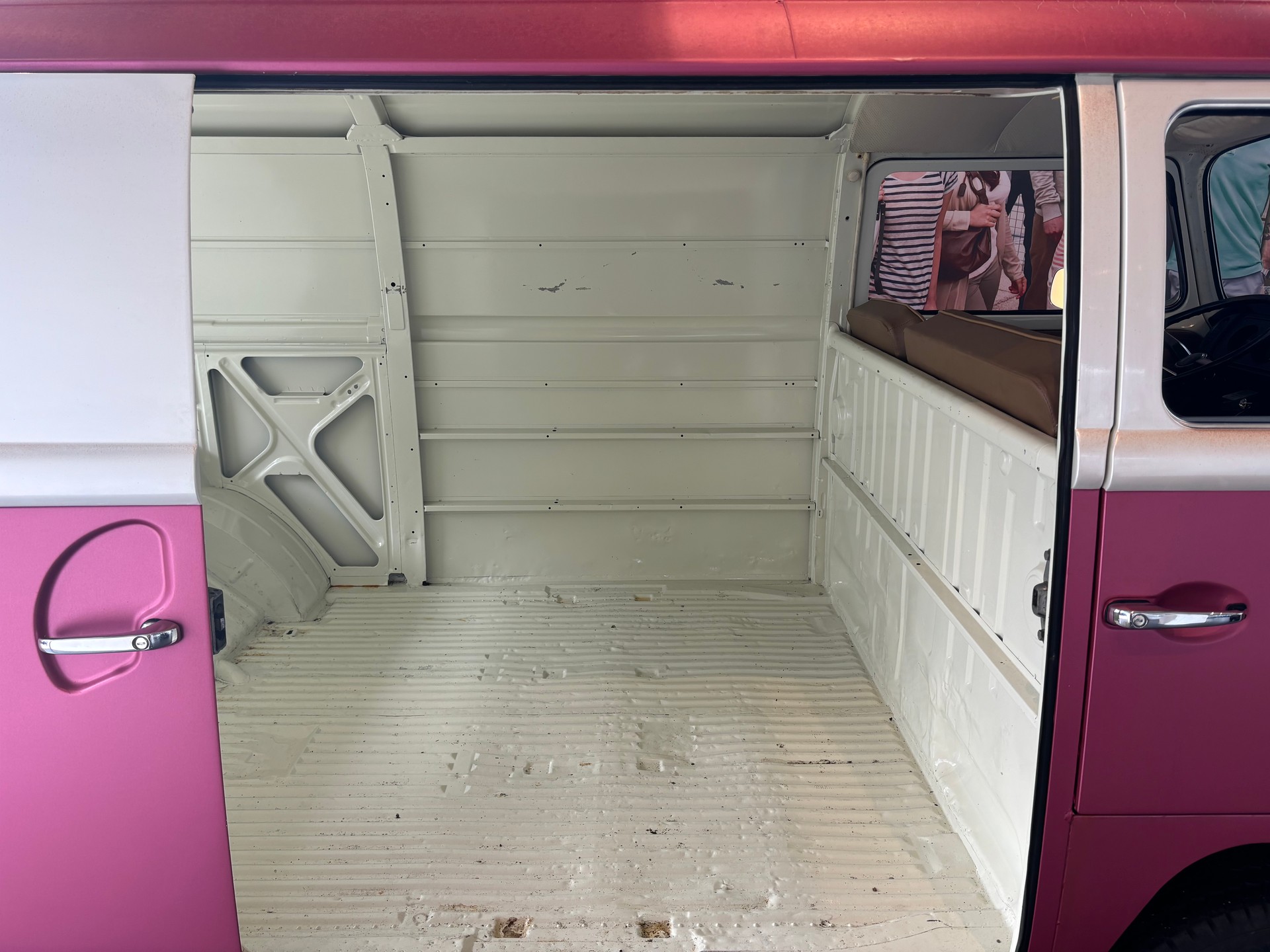 VW T2a-image-12