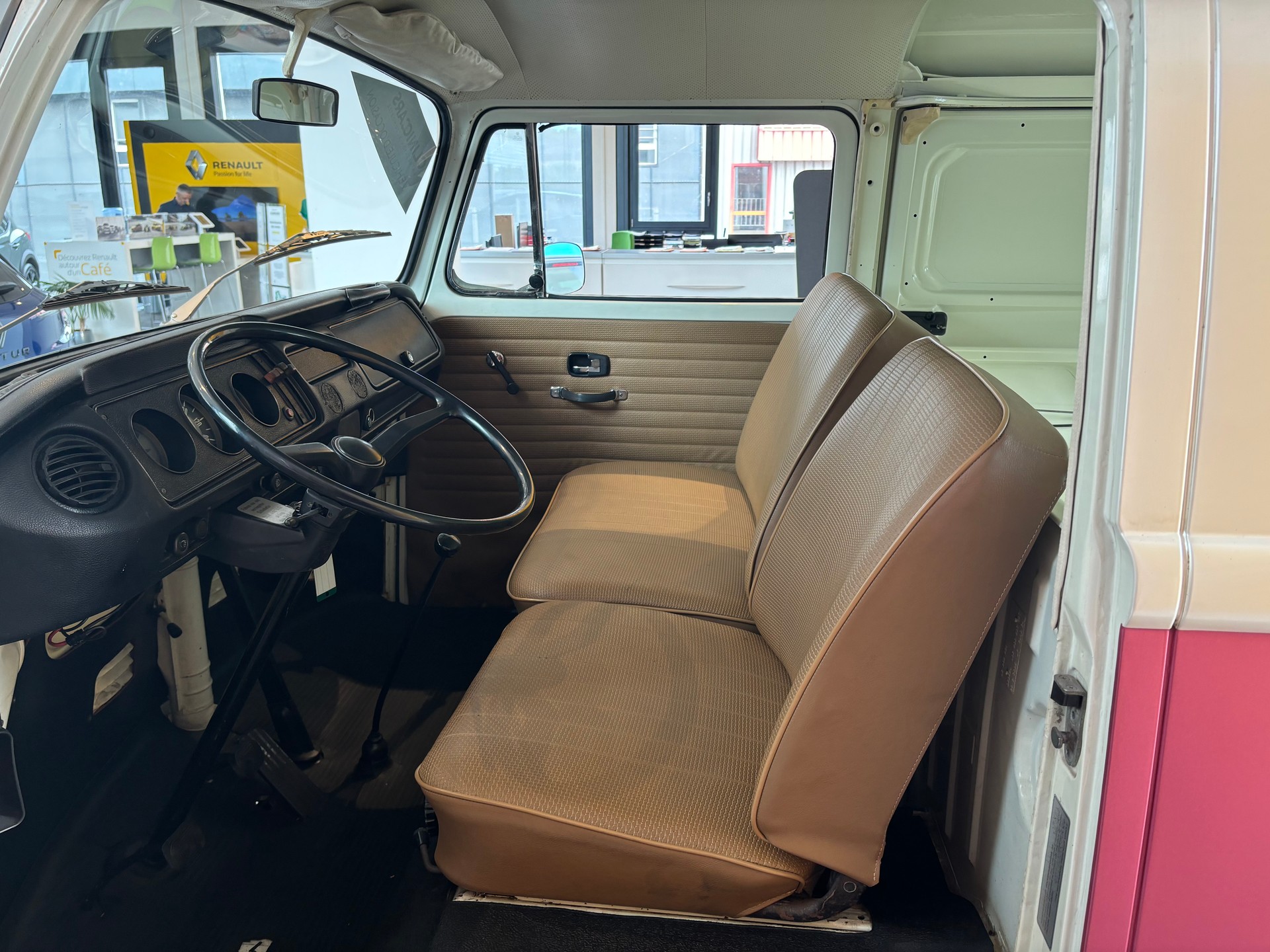 VW T2a-image-10