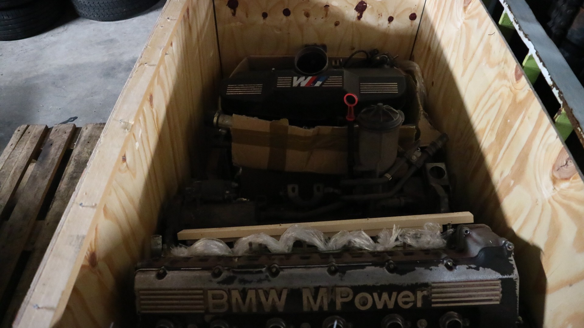 BMW M5-image-8