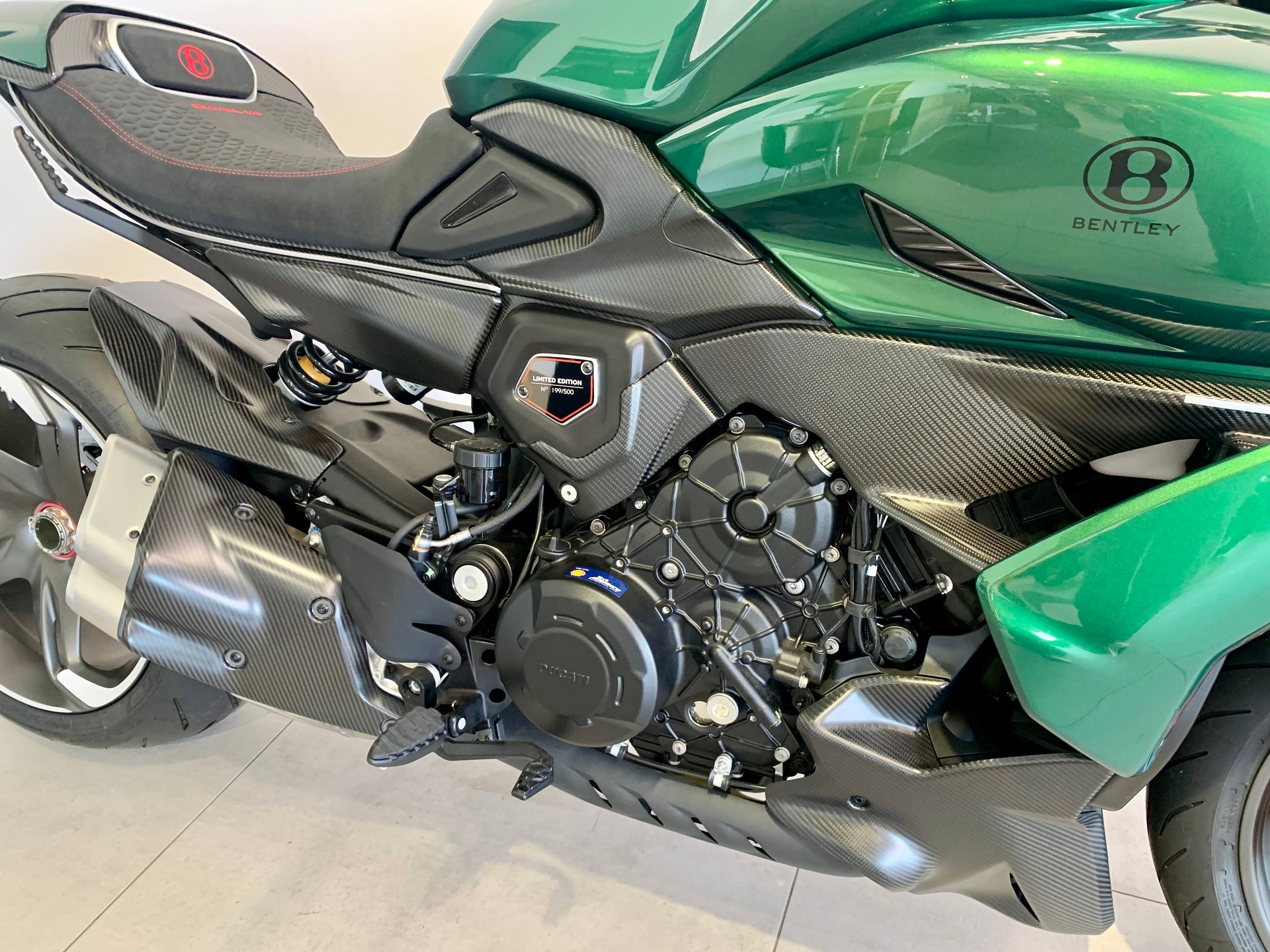 DUCATI Diavel V4 Bentley-image-11