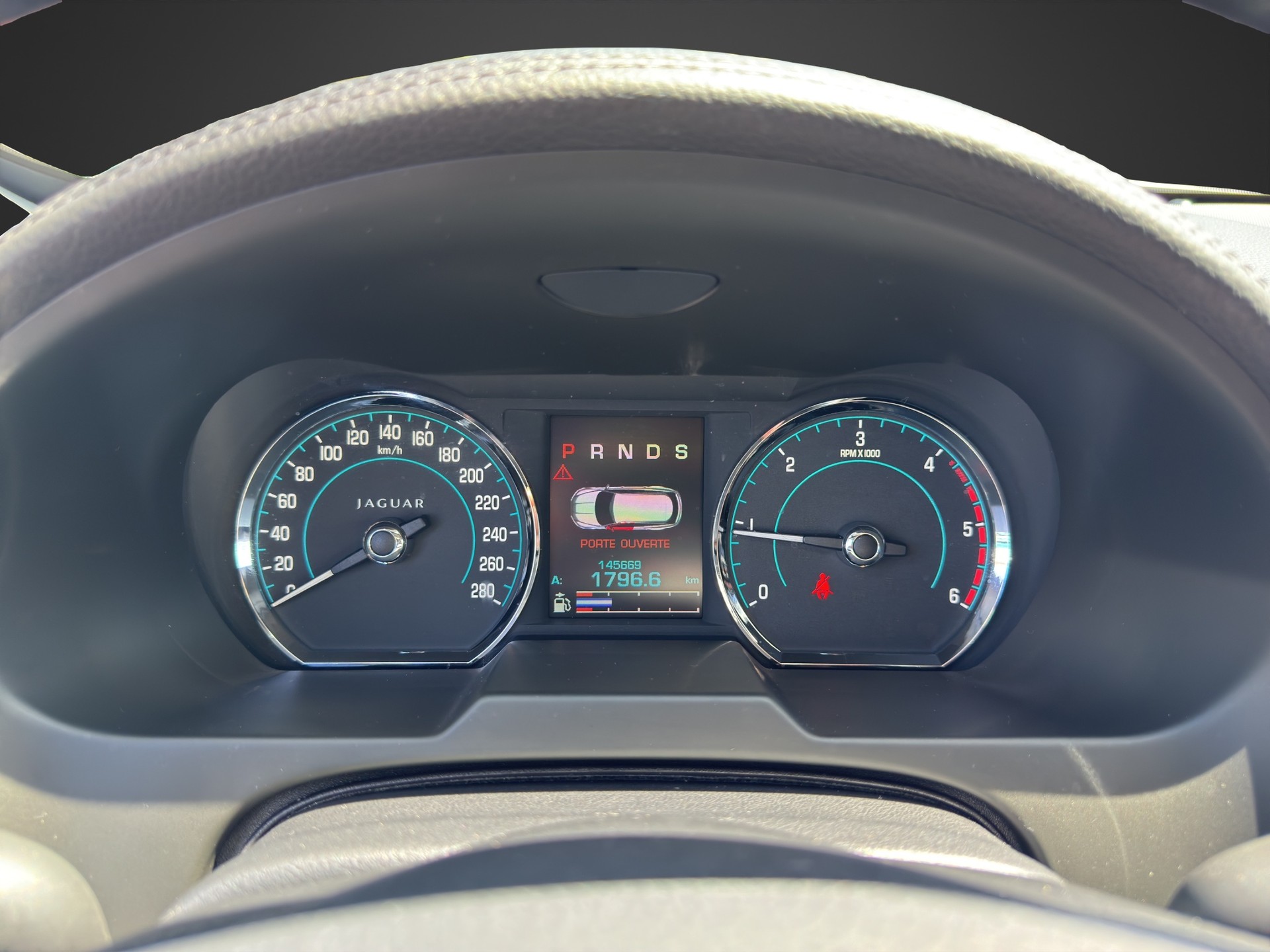 JAGUAR XF Sportbrake 3.0d V6 Premium Luxury-image-10