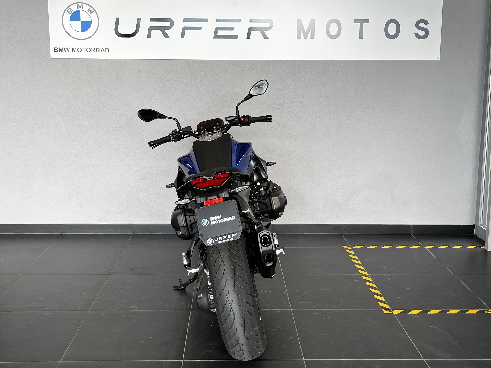 BMW R 1300 R-image-6