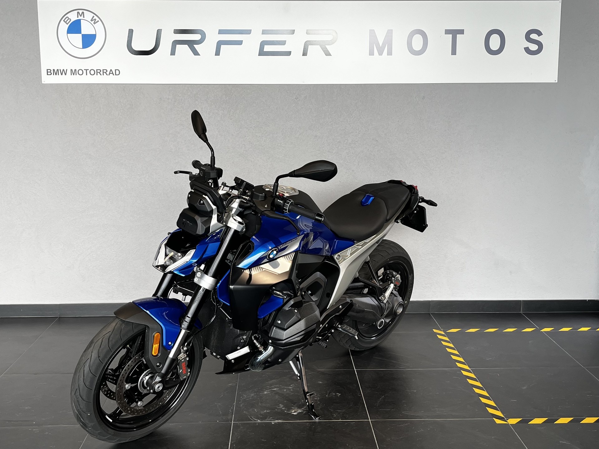 BMW R 1300 R-image-3
