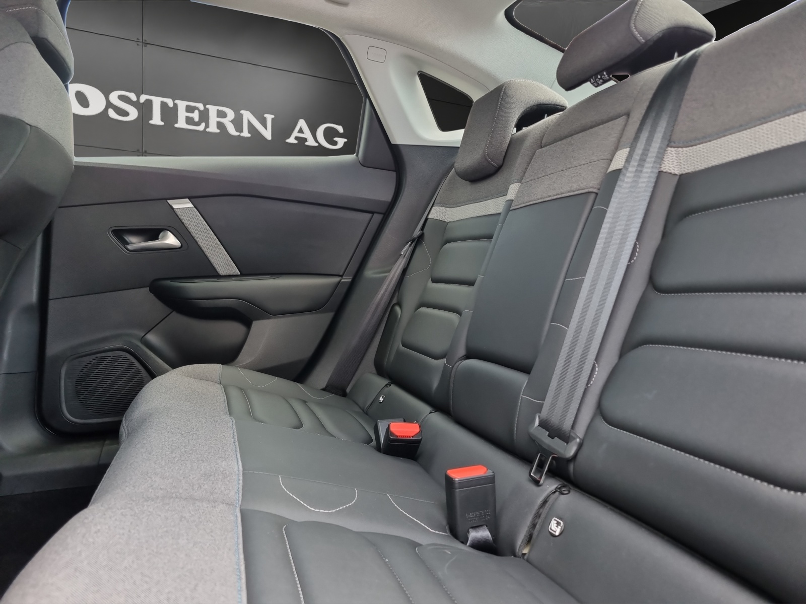CITROEN C4 X 1.5 BlueHDi Max-image-10