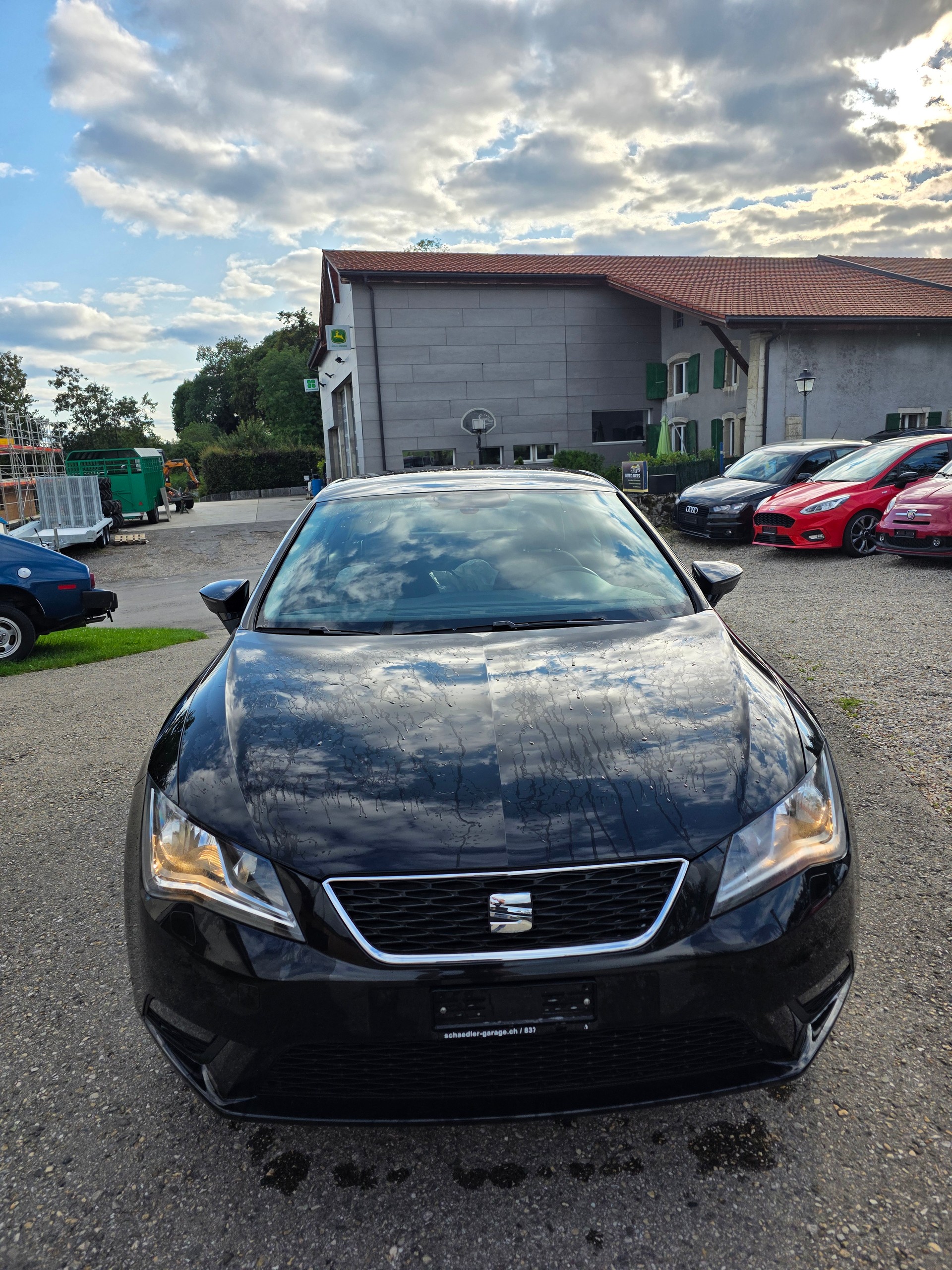 SEAT Leon 1.2i-image-1