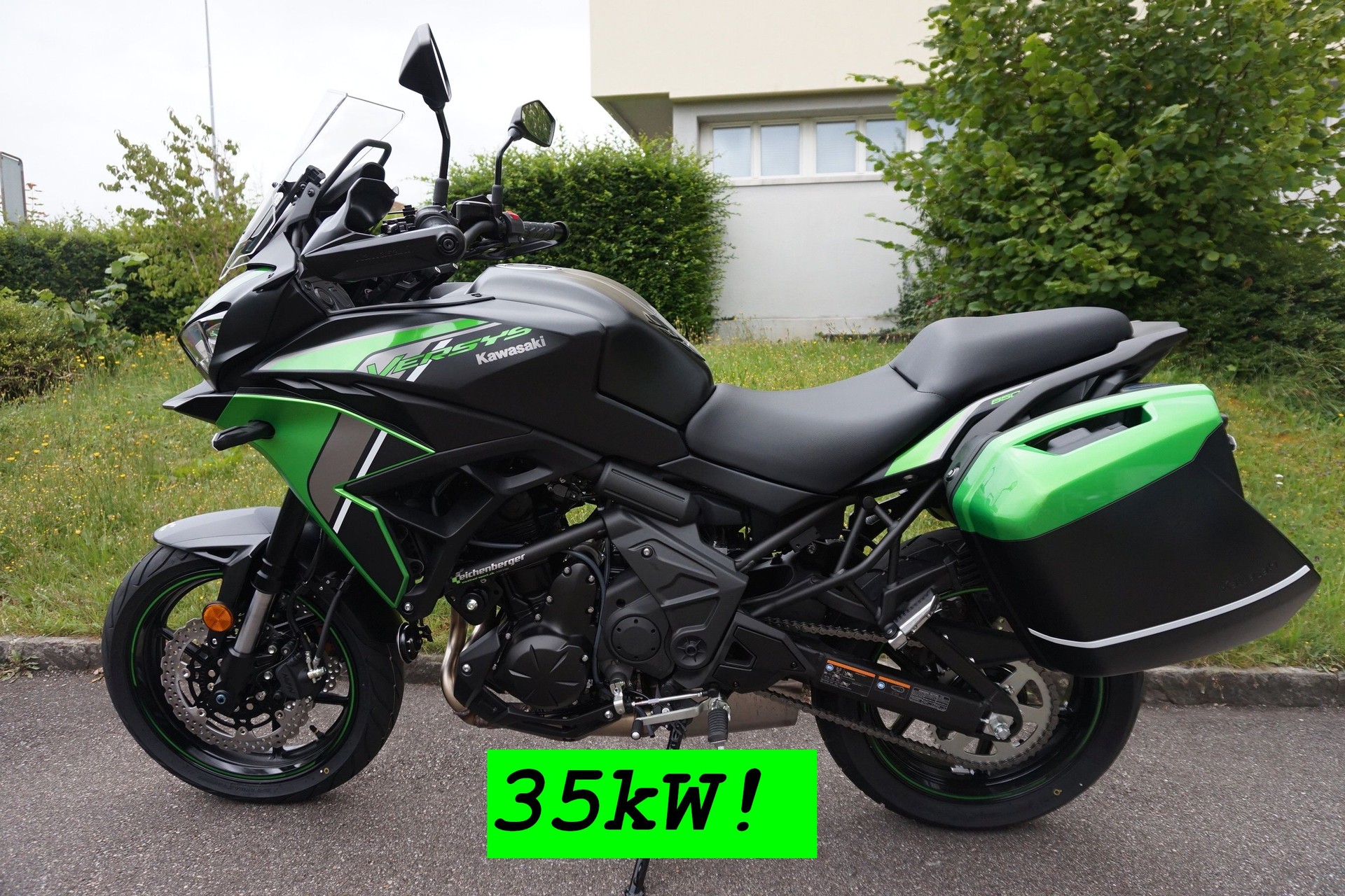KAWASAKI Versys 650 ABS Tourer (35kW)-image-0