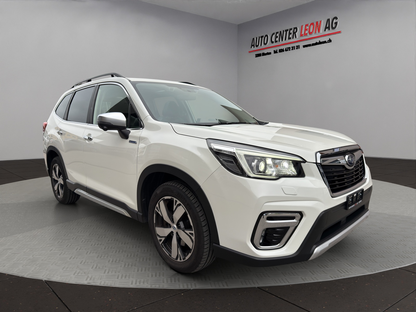 SUBARU Forester 2.0i e-Boxer Advantage Lineartronic-image-1