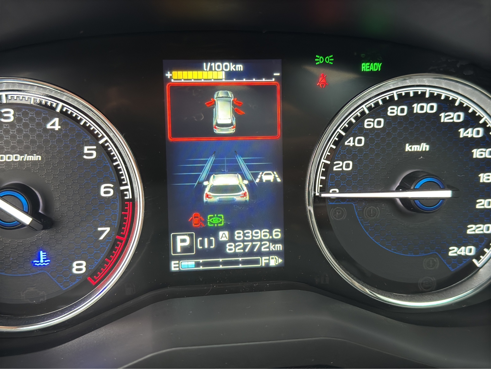 SUBARU Forester 2.0i e-Boxer Advantage Lineartronic-image-10