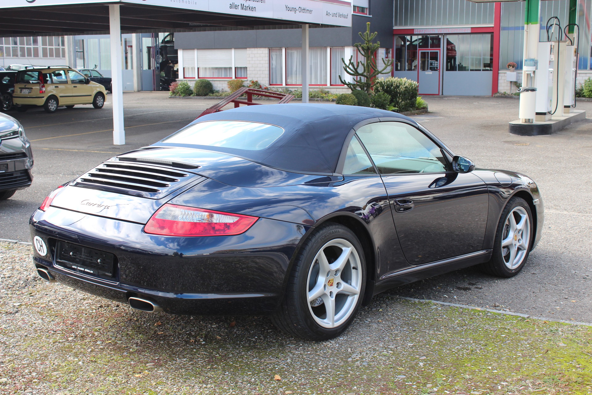 PORSCHE 911 Cabrio Carrera-image-3