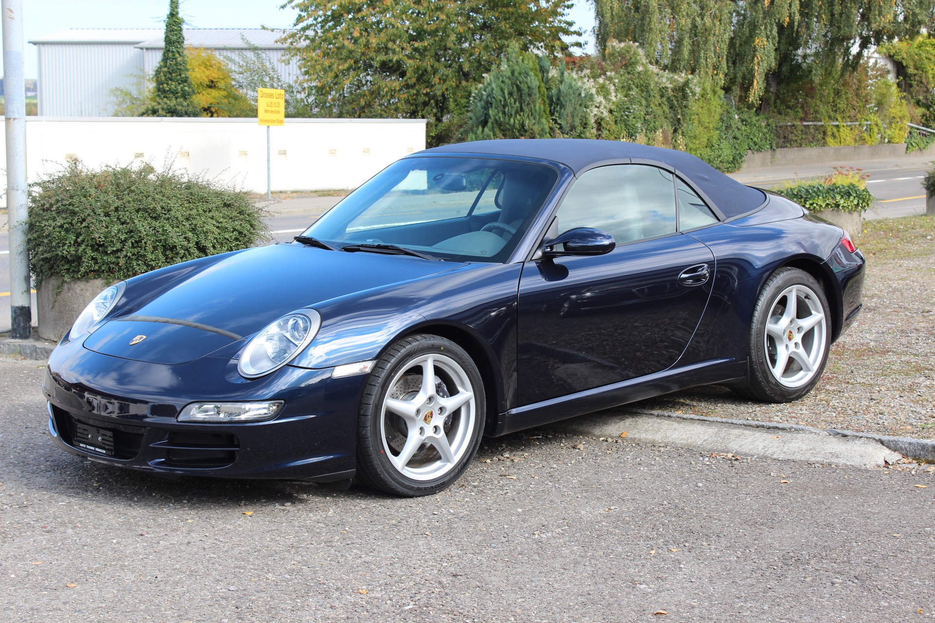 PORSCHE 911 Cabrio Carrera-image-1