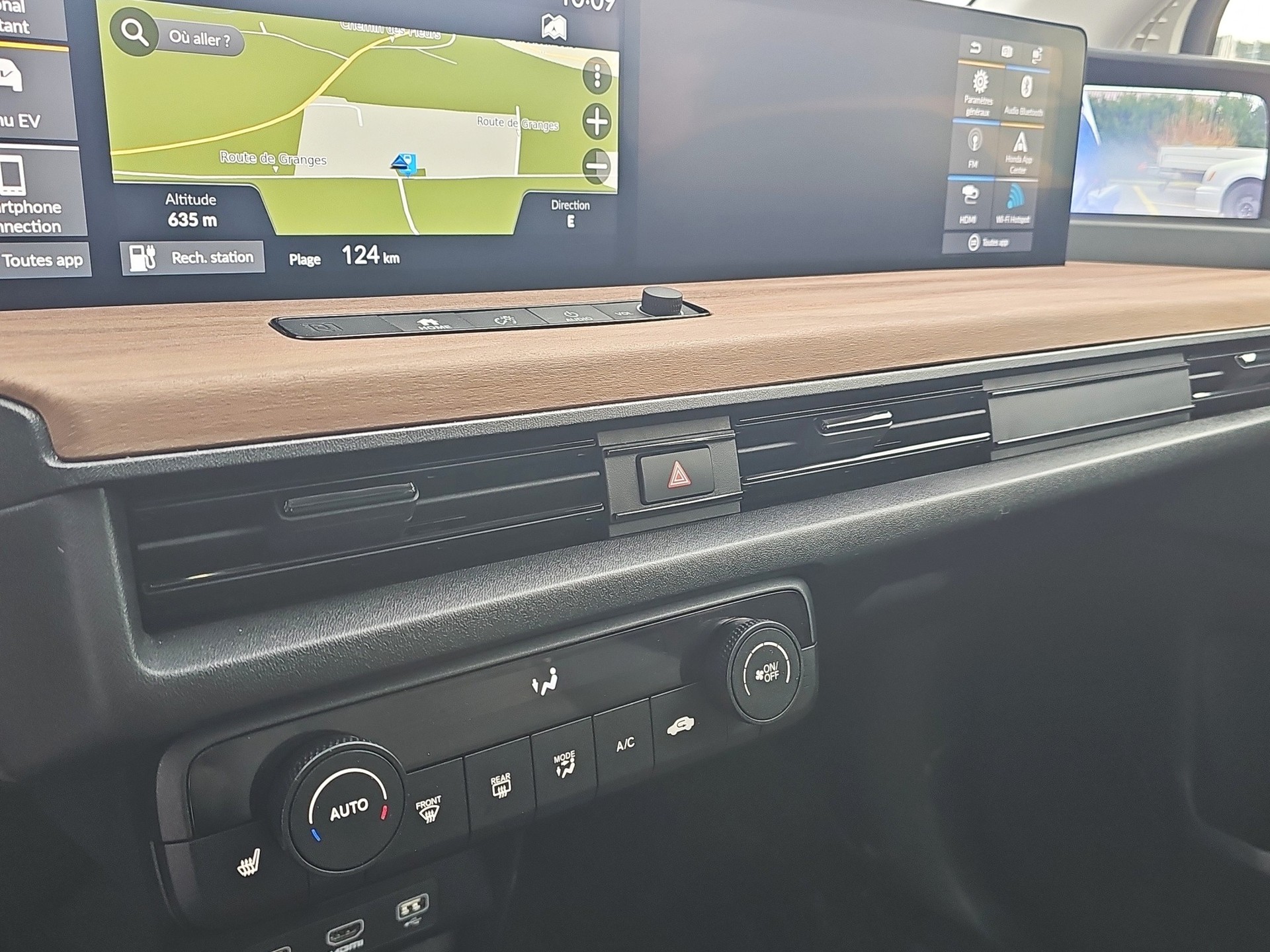 HONDA e-image-20