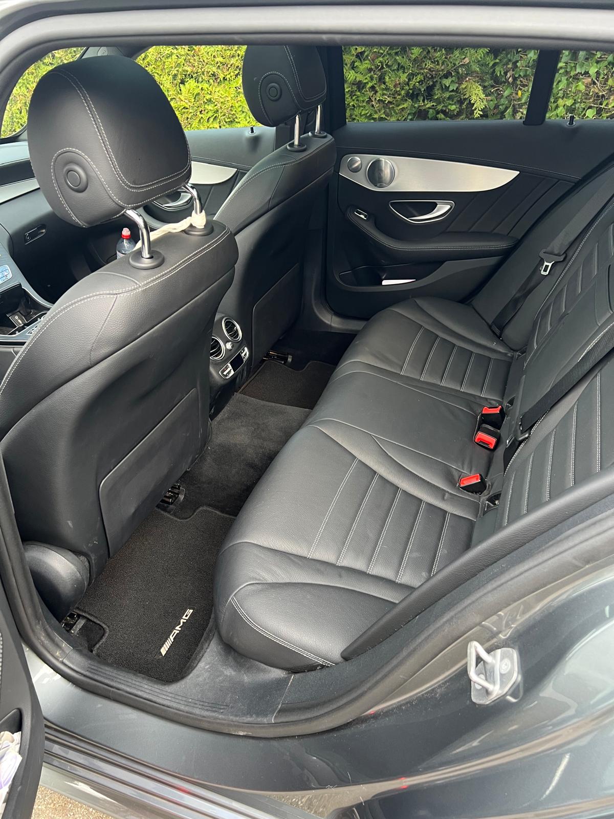 MERCEDES-BENZ C 300 d AMG Line 4Matic 9G-Tronic-image-4