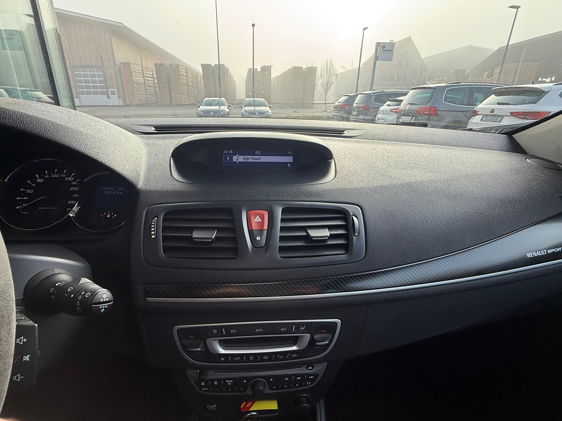 RENAULT Mégane Coupé 2.0 16V Turbo Trophy RS-image-11