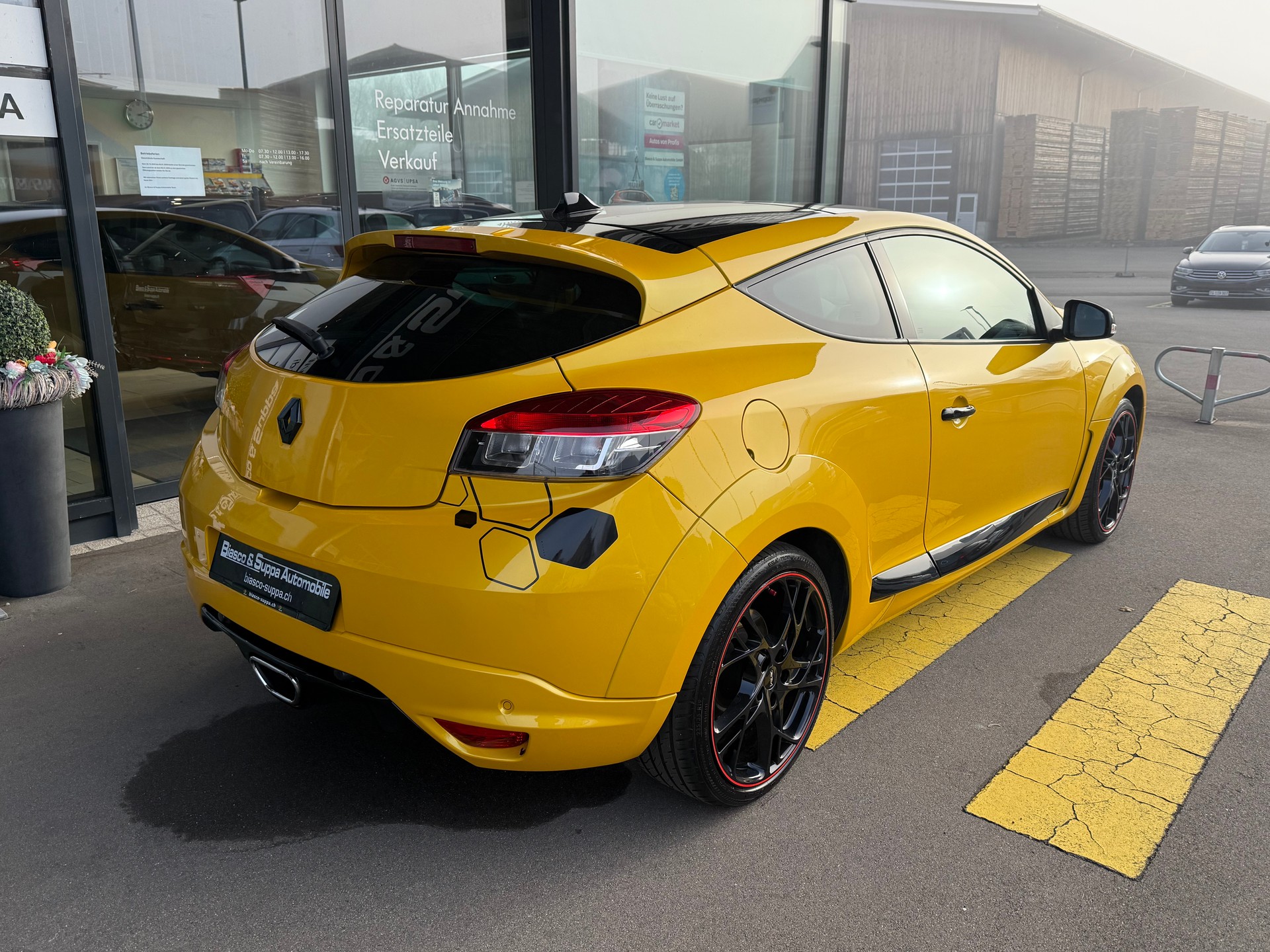 RENAULT Mégane Coupé 2.0 16V Turbo Trophy RS-image-5