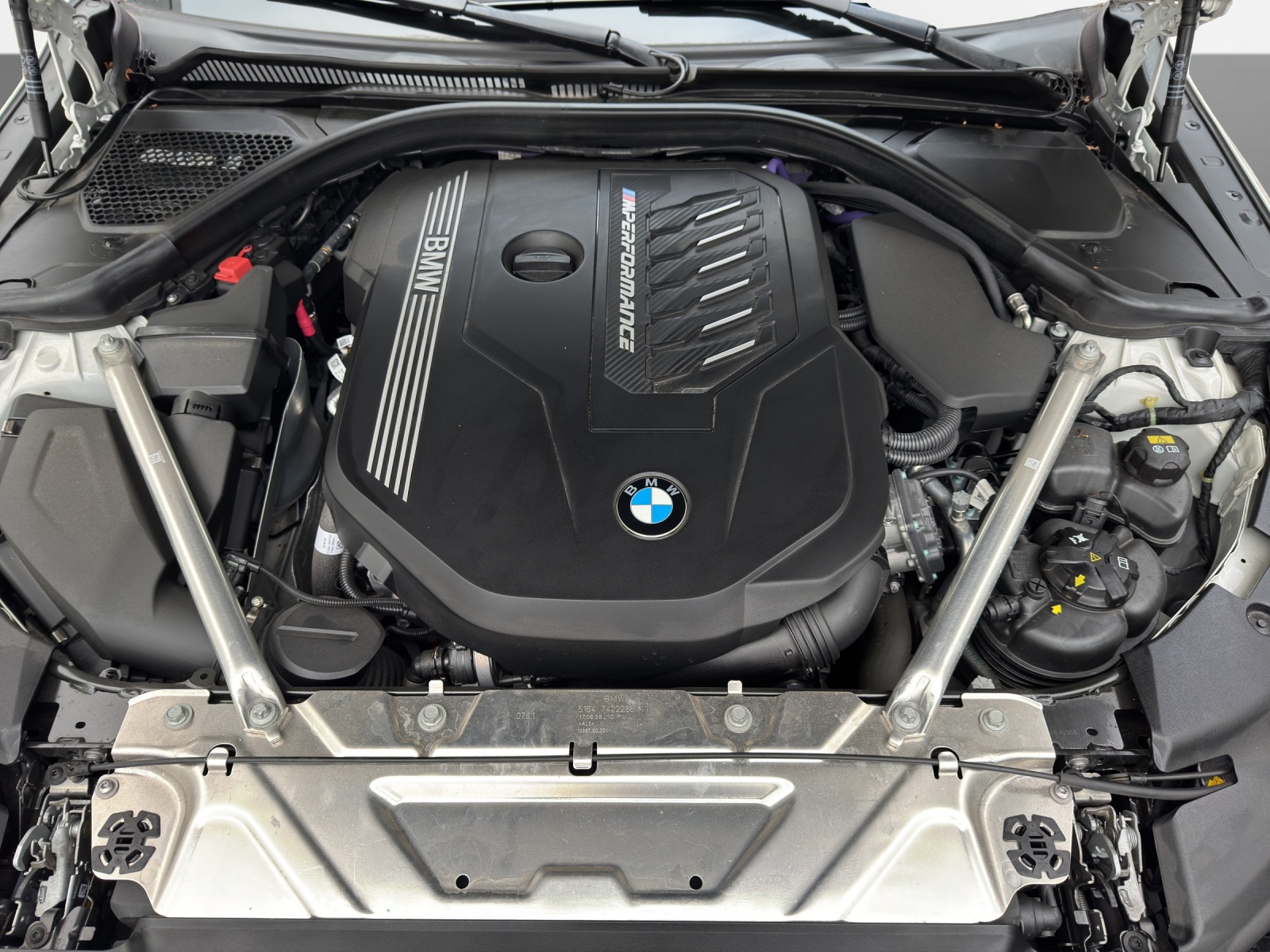 BMW M440i xDrive 48V Cabrio-image-9