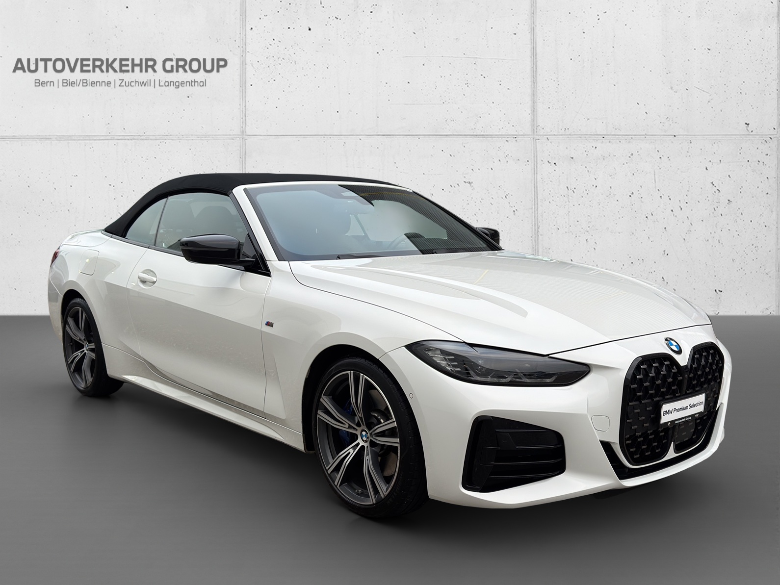 BMW M440i xDrive 48V Cabrio-image-6