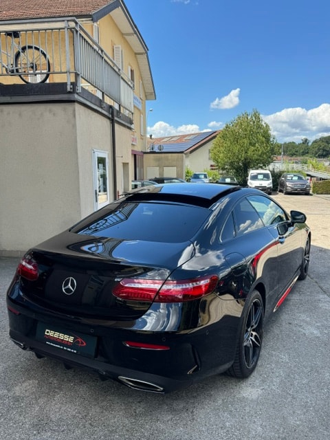 MERCEDES-BENZ E 200 Coupé AMG Line 4 Matic 9G-Tronic-showroom-element-3
