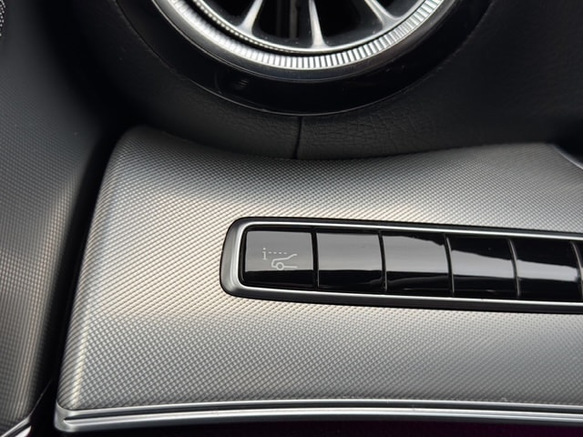 MERCEDES-BENZ E 200 Coupé AMG Line 4 Matic 9G-Tronic-image-21