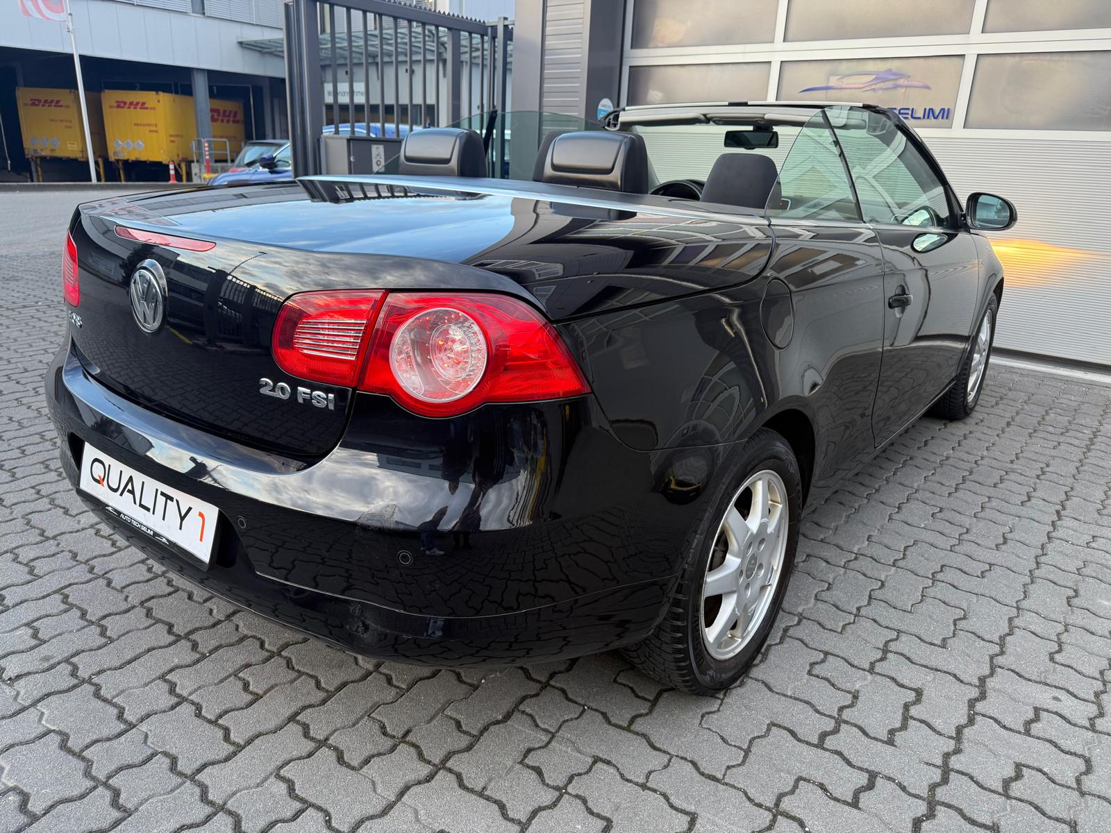 VW Eos 2.0 FSI-showroom-element-3