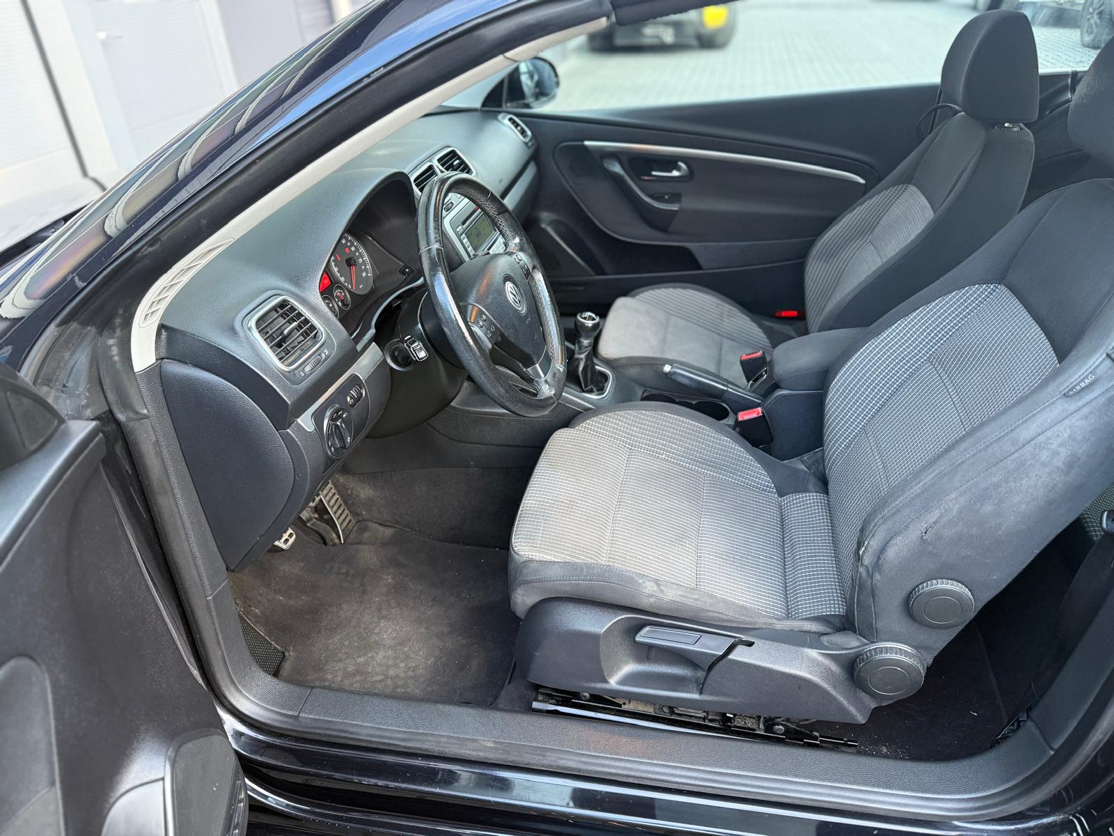 VW Eos 2.0 FSI-image-11