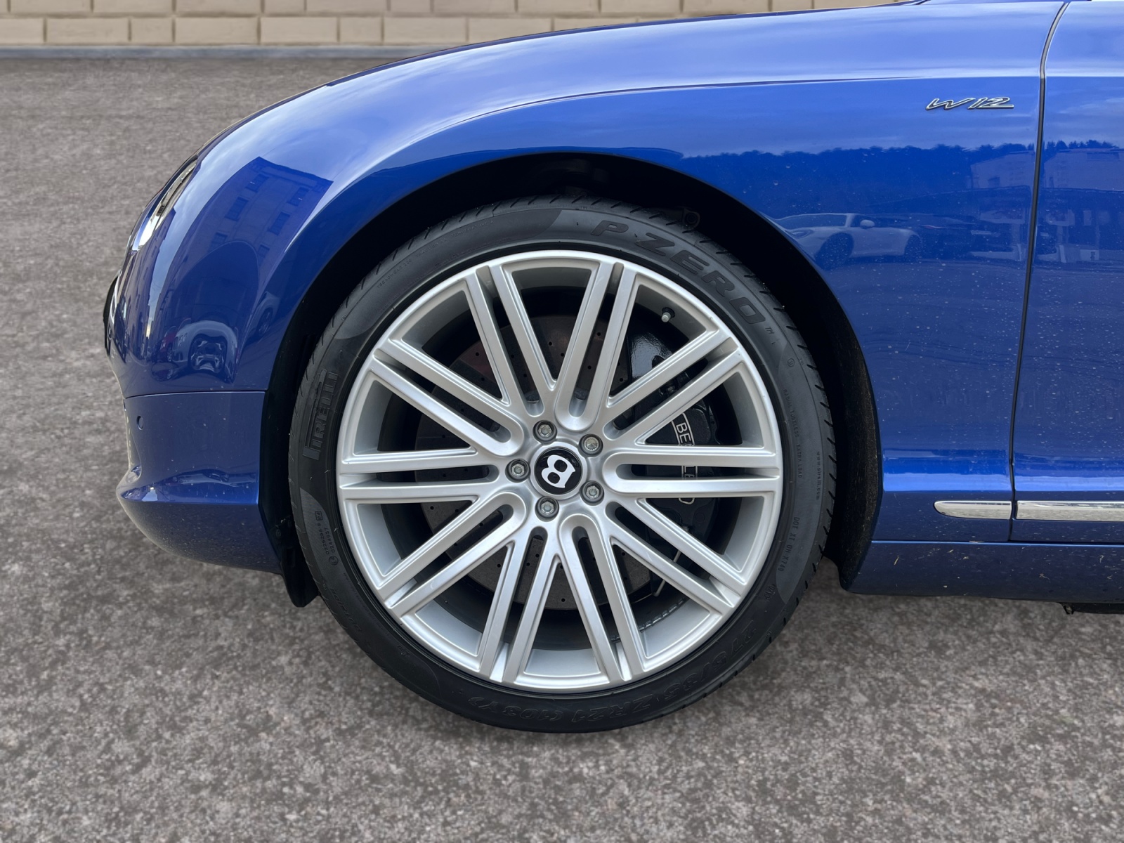 BENTLEY Continental GTC Speed 6.0 W12-image-5