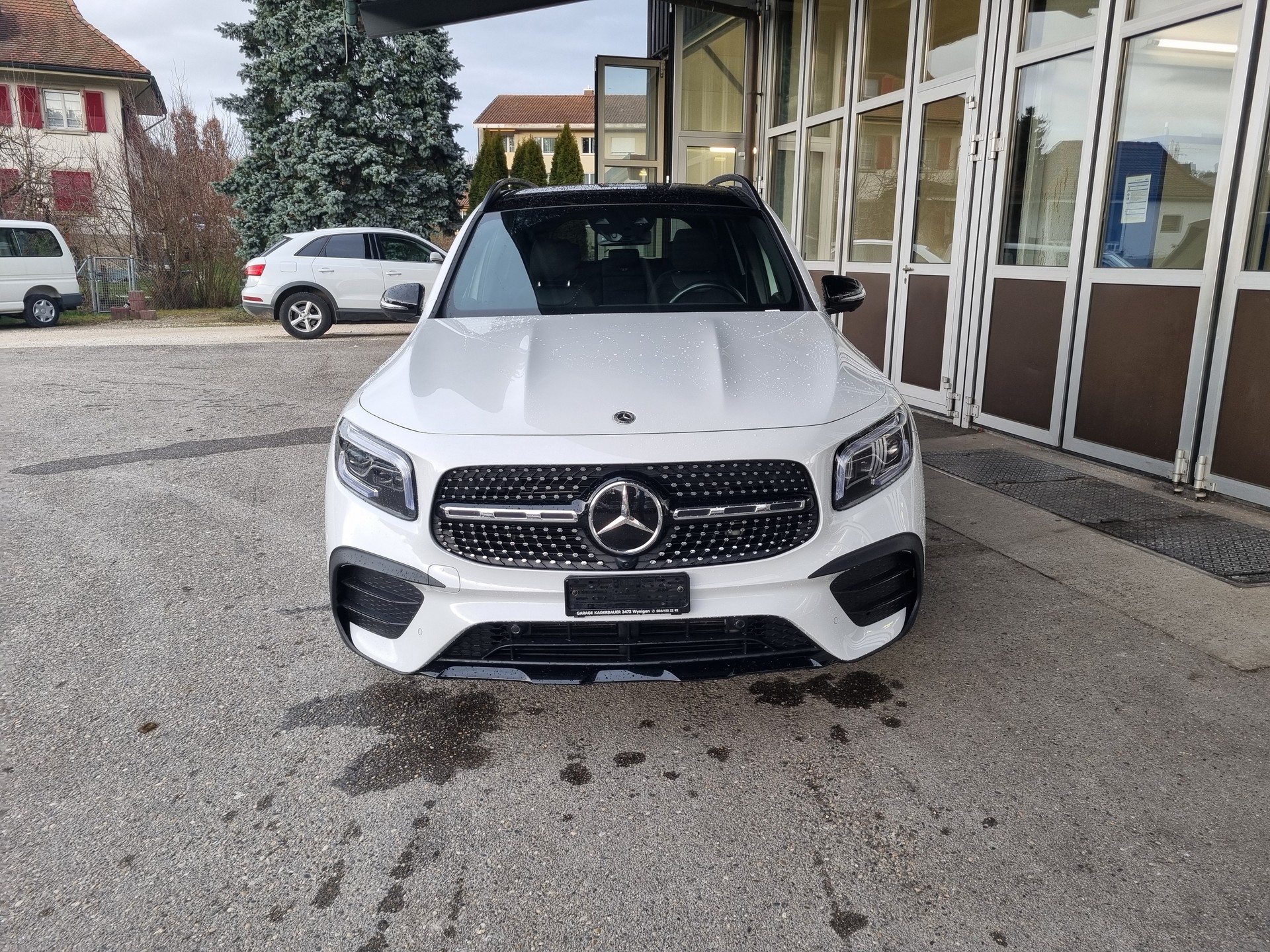 MERCEDES-BENZ GLB 250 4Matic AMG Line 8G-Tronic