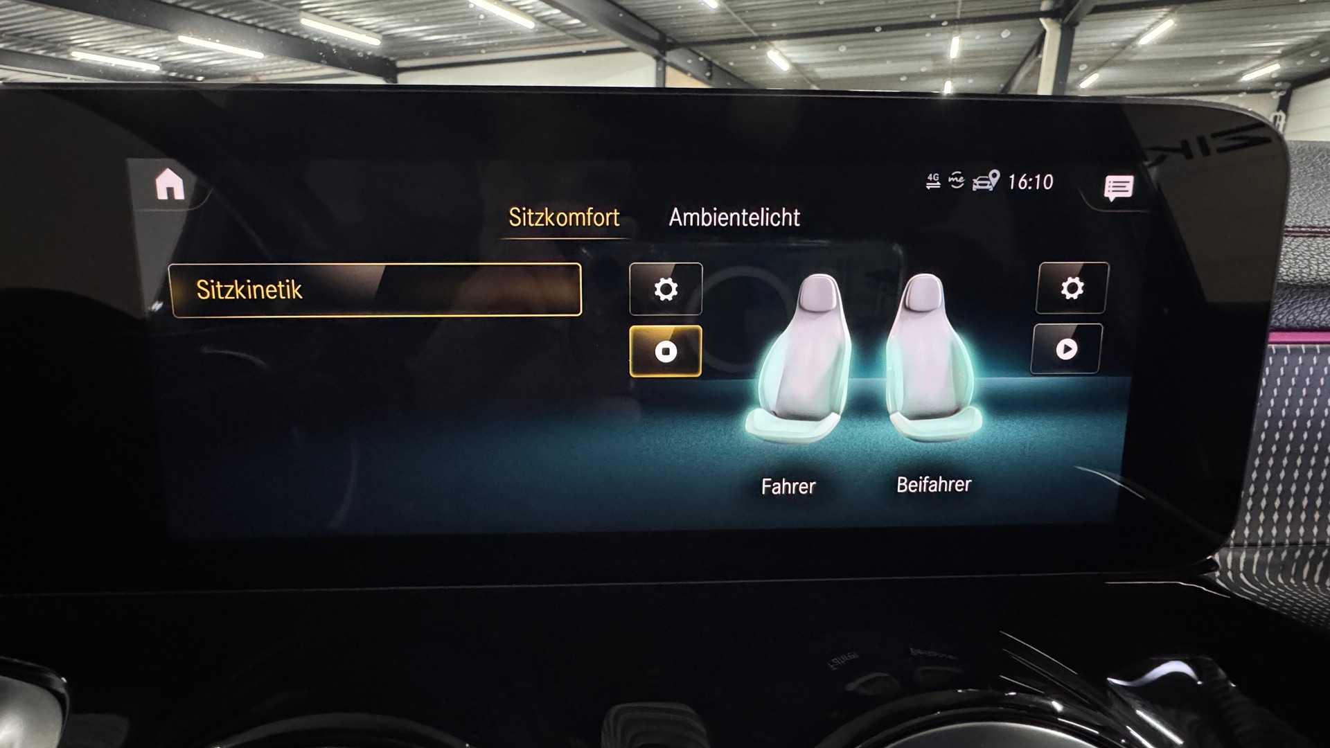 MERCEDES-BENZ EQB 350 AMG Line 4Matic / Wärmepumpe-image-14
