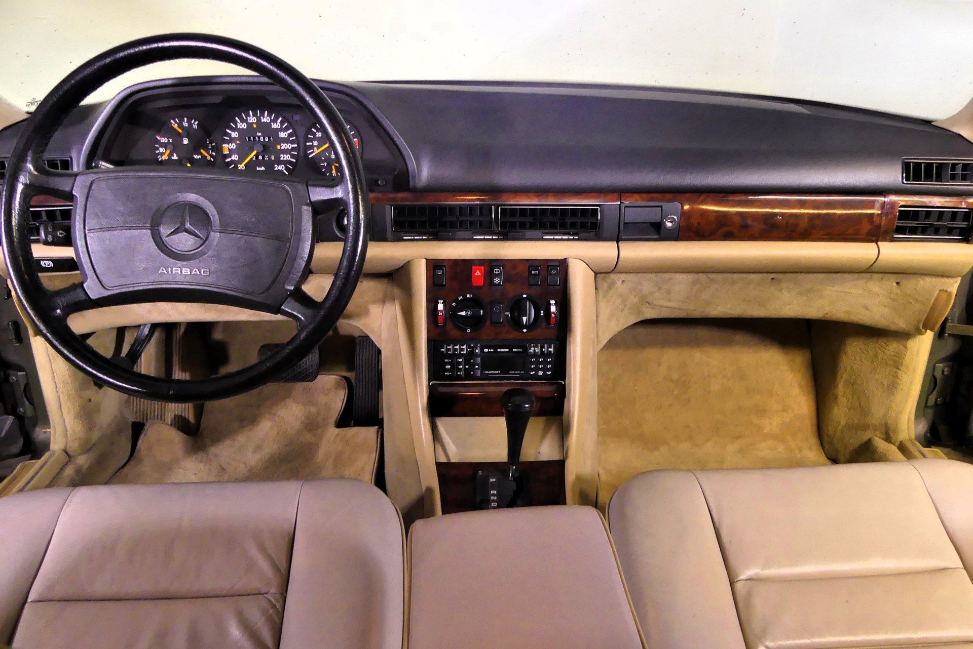 MERCEDES-BENZ 420 SEC Automatic-image-4